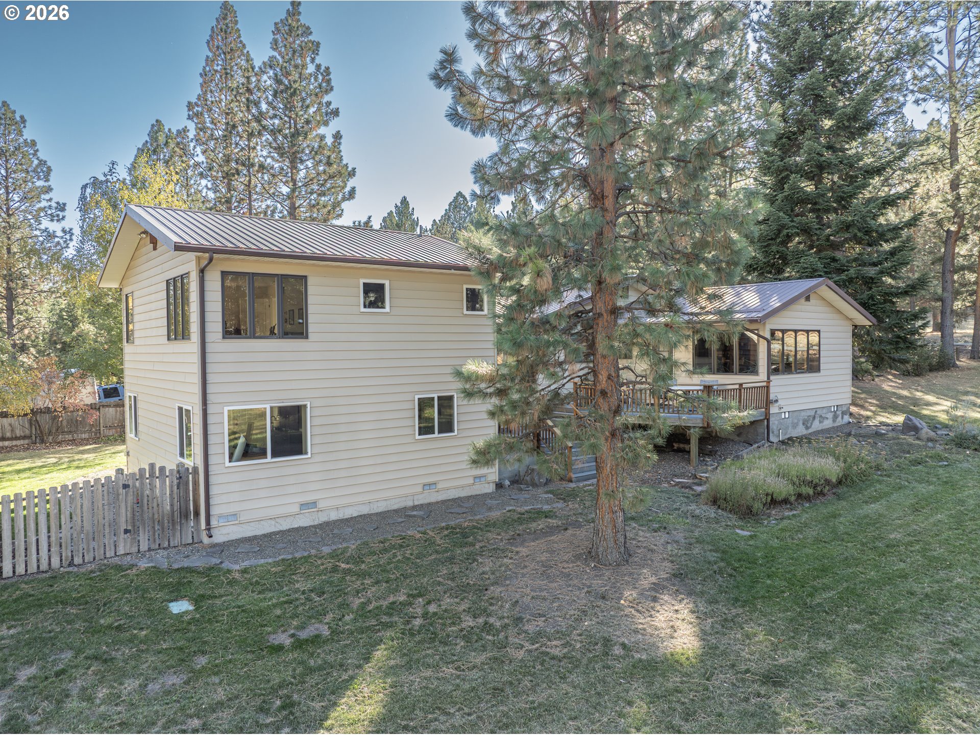 65721 Hunter Rd Property Photo 6