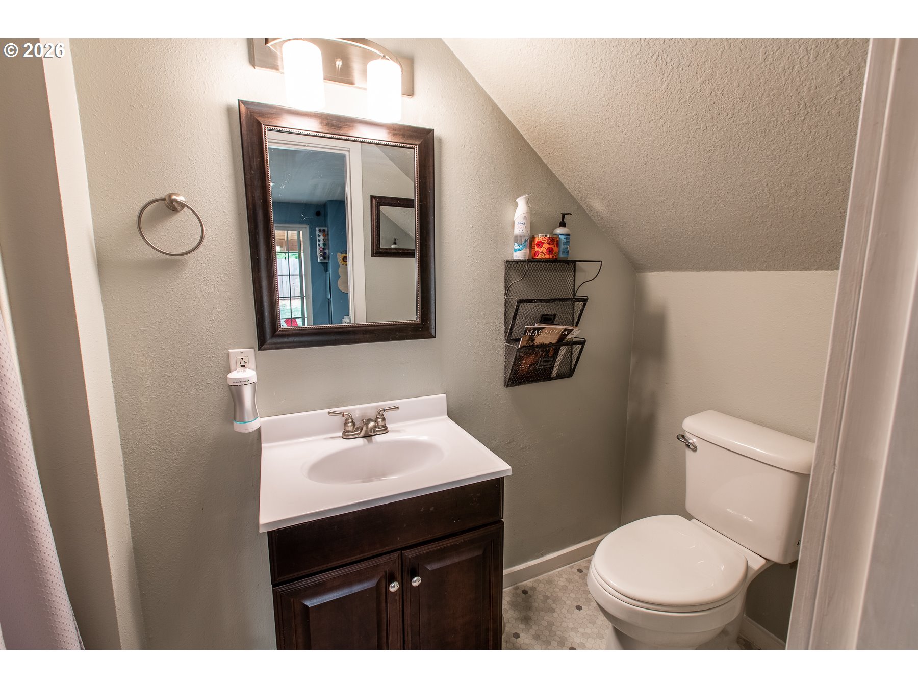 740 65th St Property Photo 14