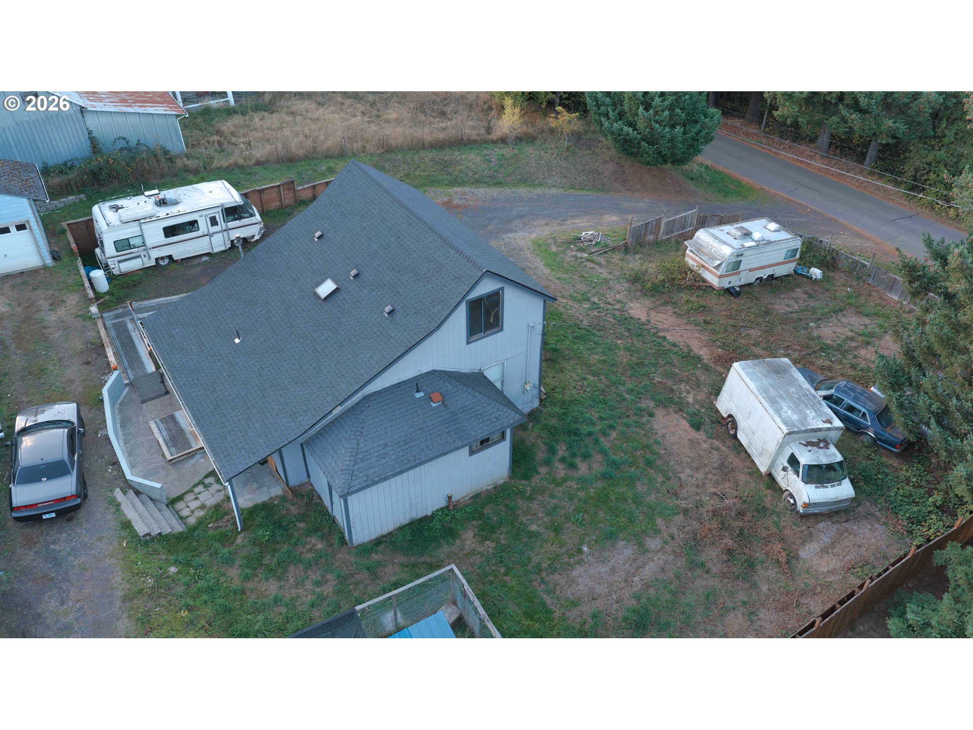 406 Church St Property Photo 3
