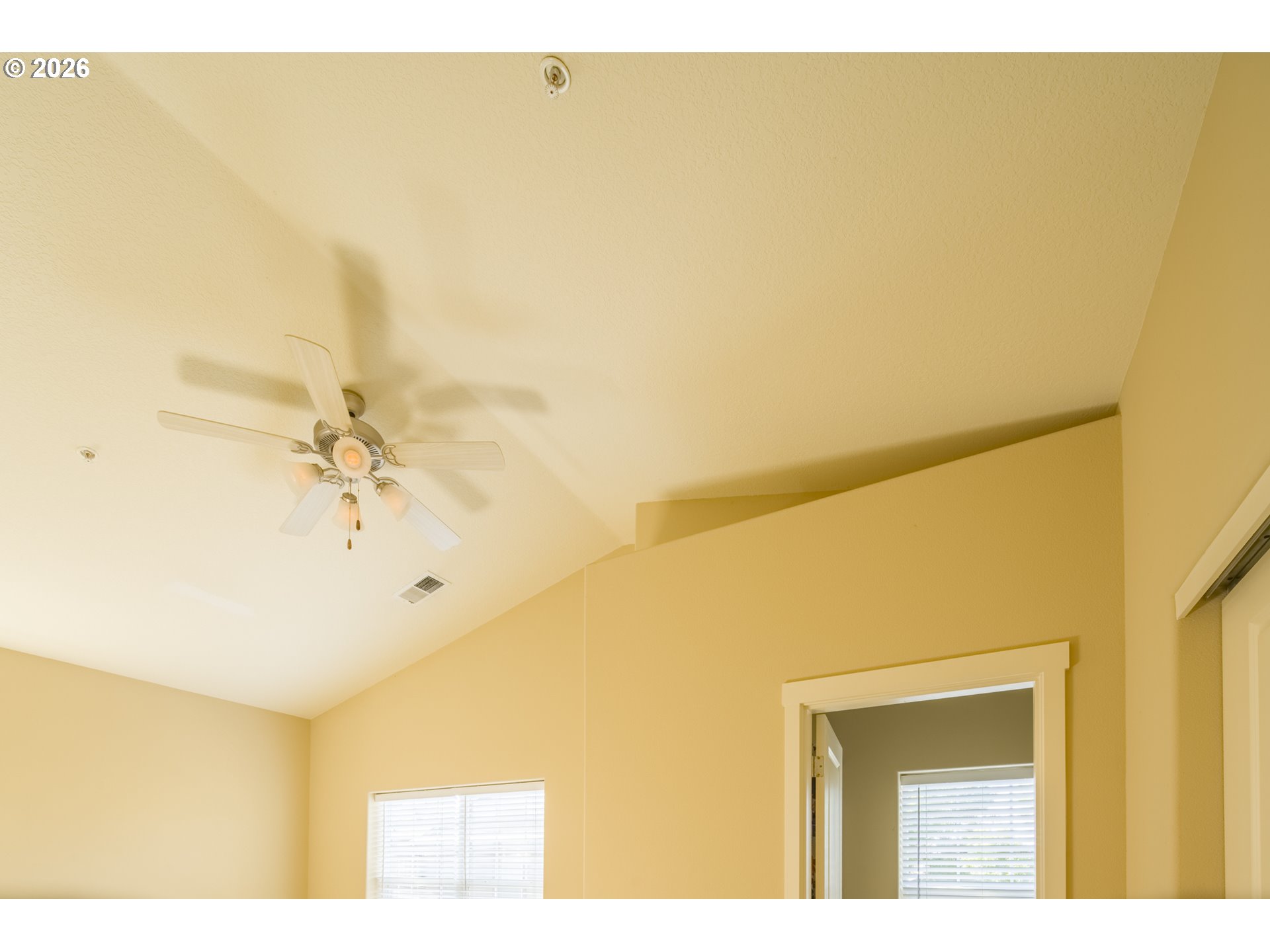 1070 Sw 170th Ave 203 Property Photo 27
