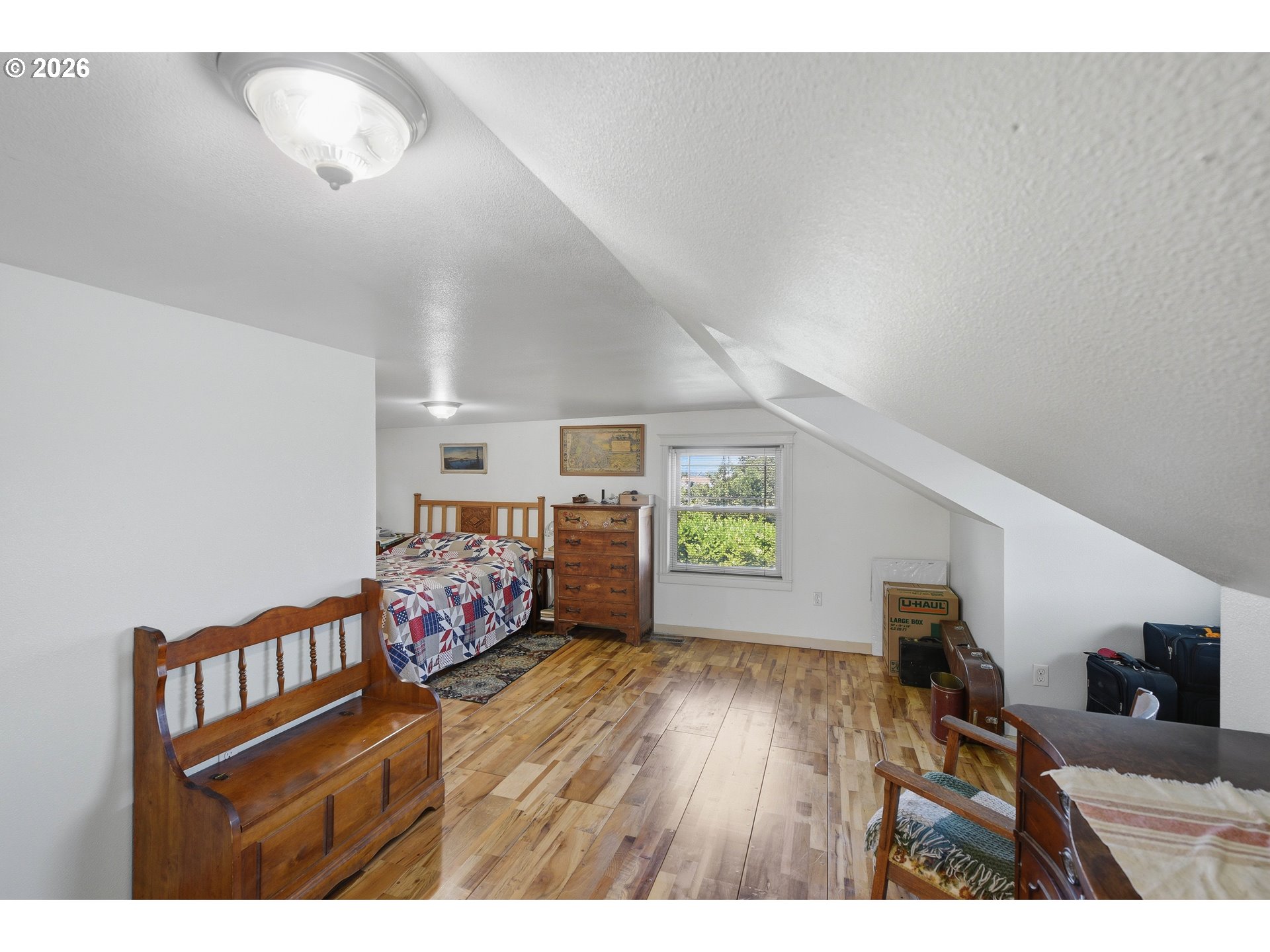 1954 Madrona St Property Photo 16