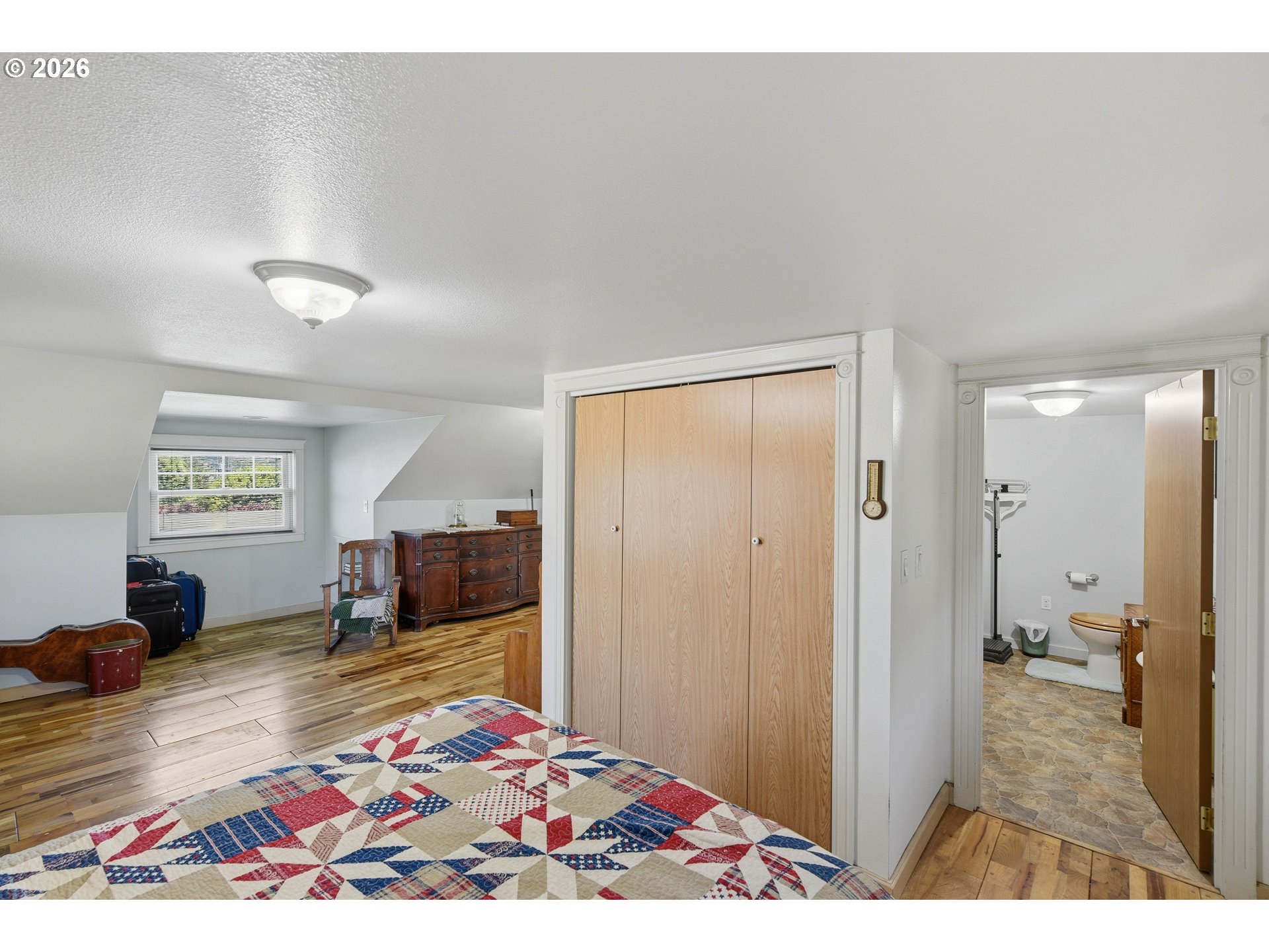 1954 Madrona St Property Photo 18
