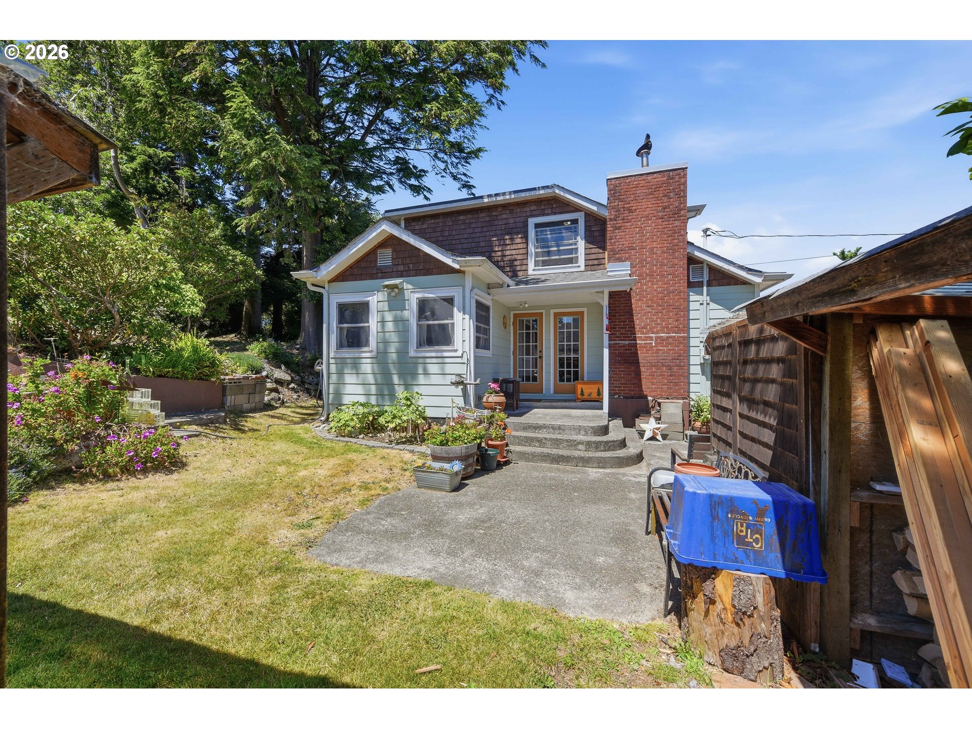 1954 Madrona St Property Photo 28