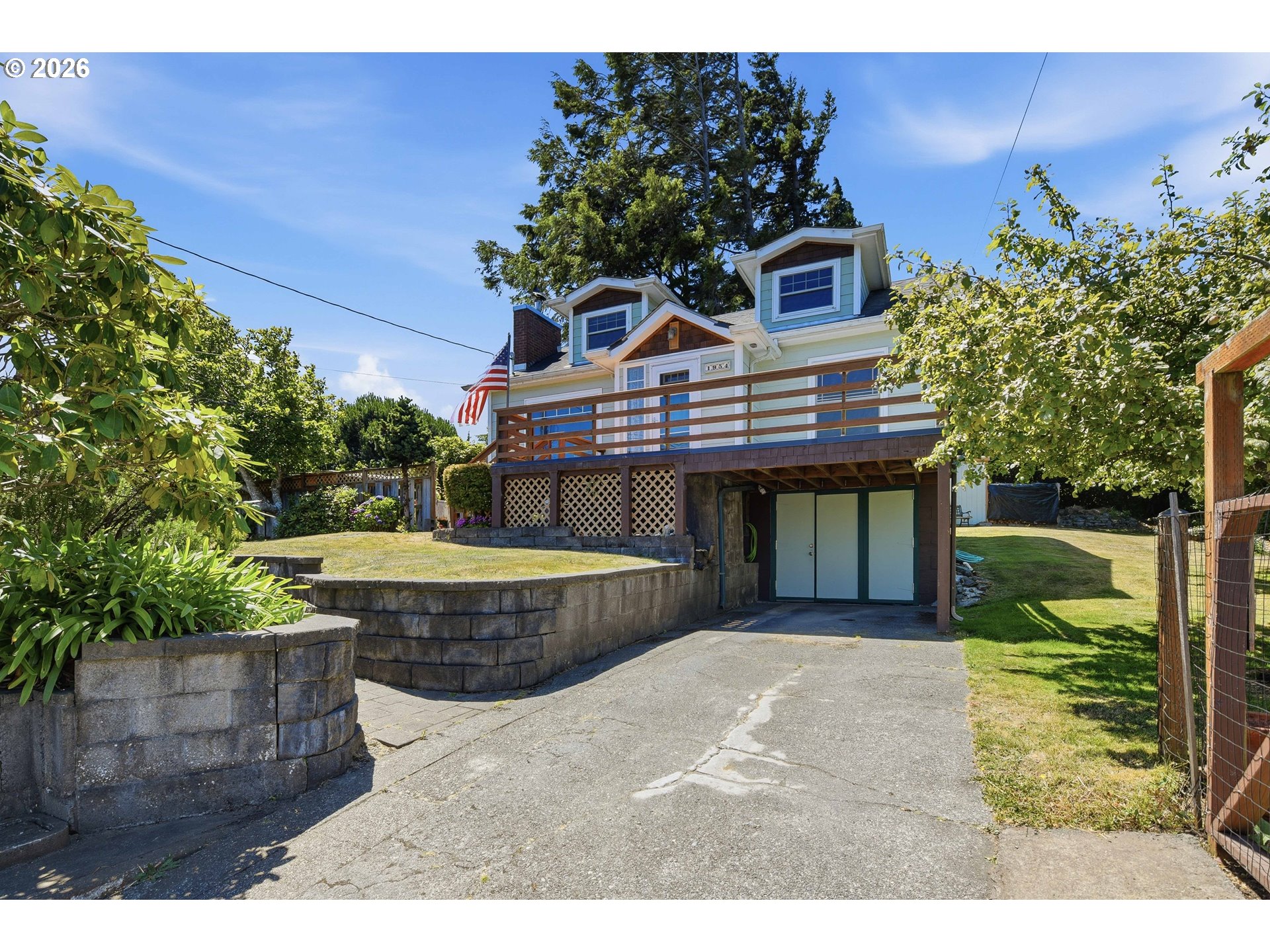 1954 Madrona St Property Photo 41