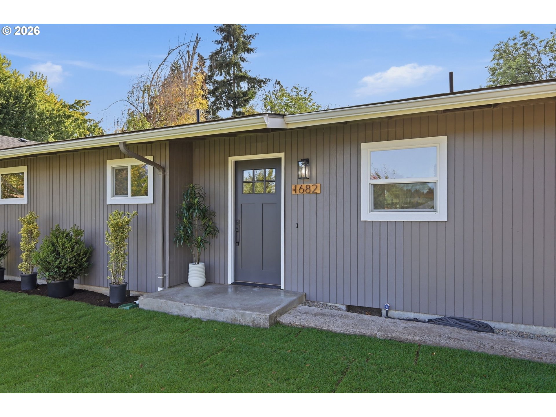 1682 Larkspur Loop Property Photo 4
