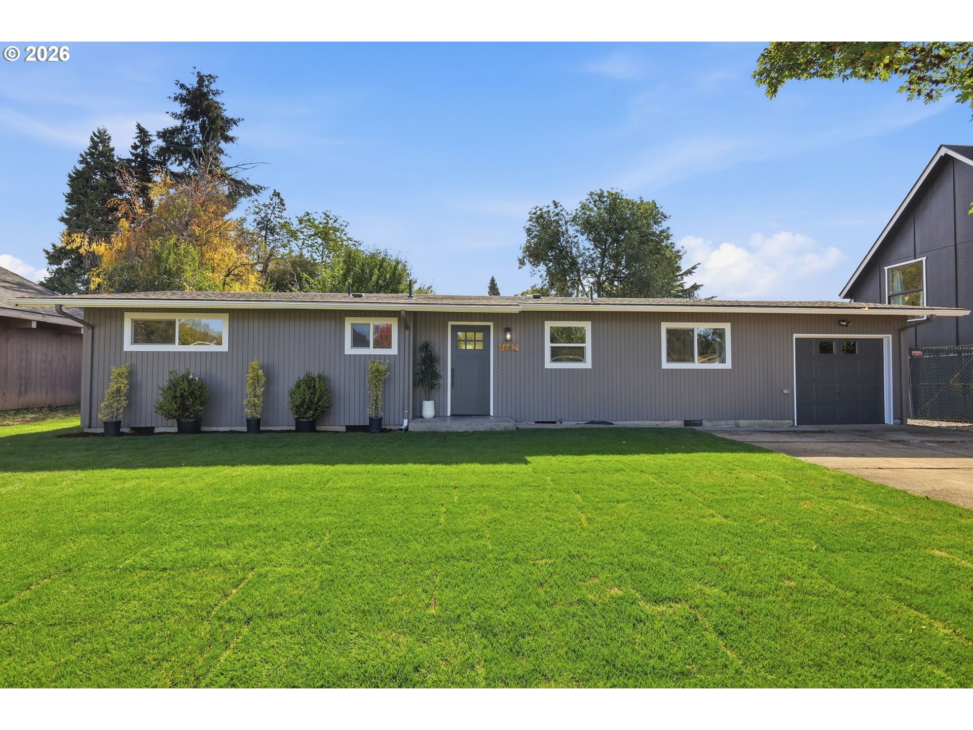 1682 Larkspur Loop Property Photo 33