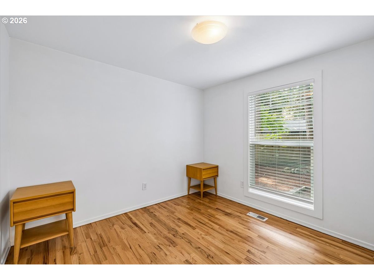 5272 Tree St Property Photo 12