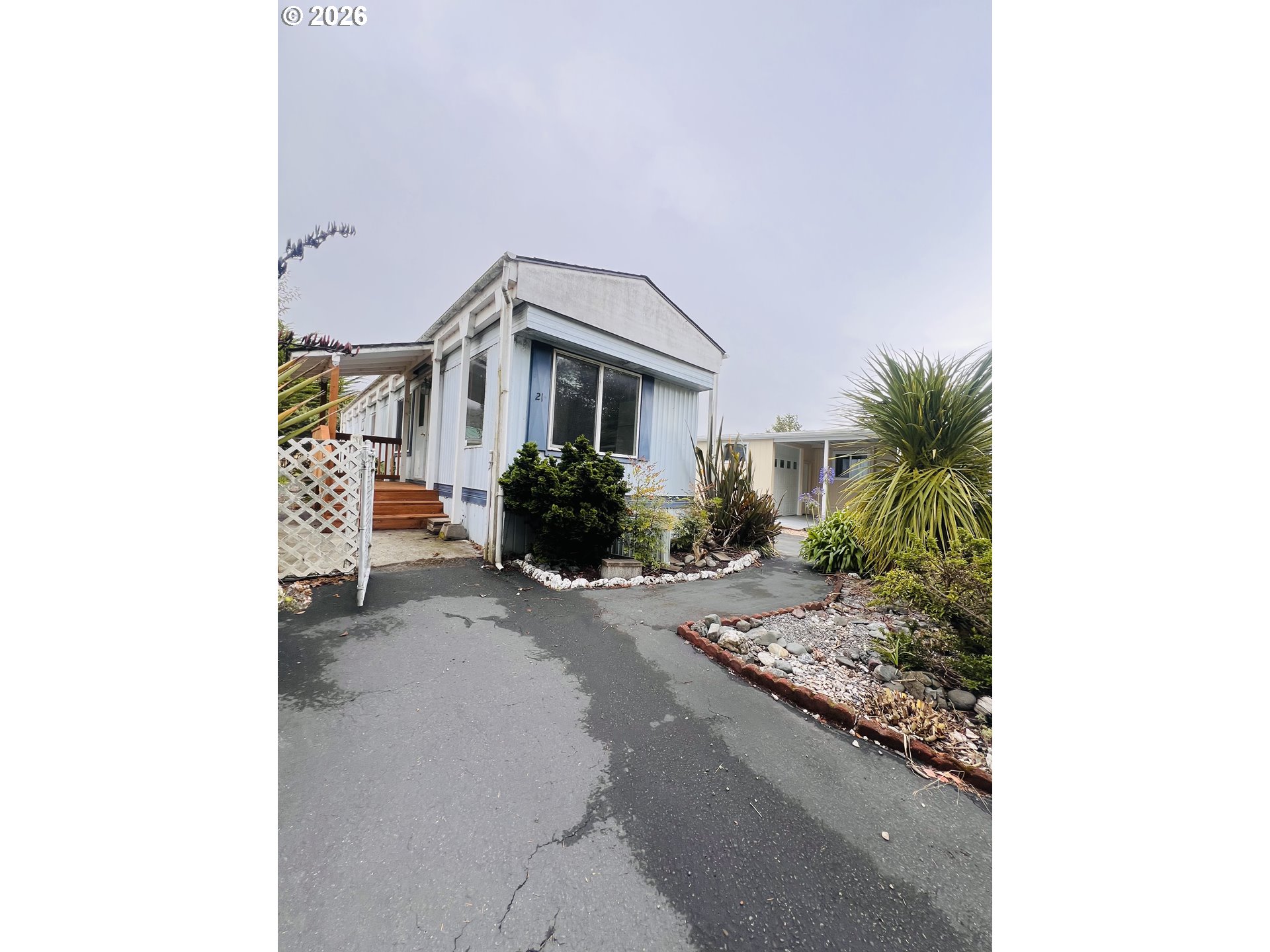15505 Oceanview Dr 21 Property Photo 11