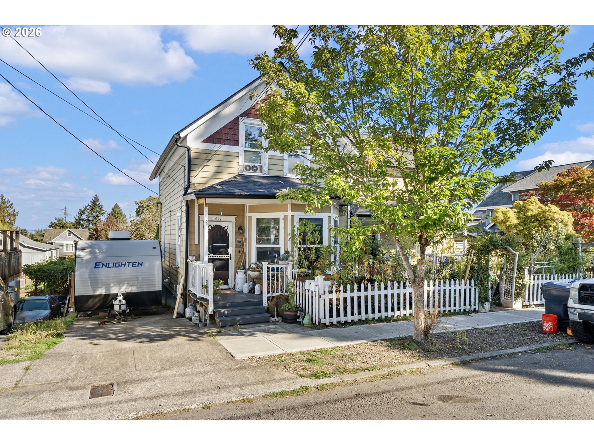 417 Logus St Property Photo 44