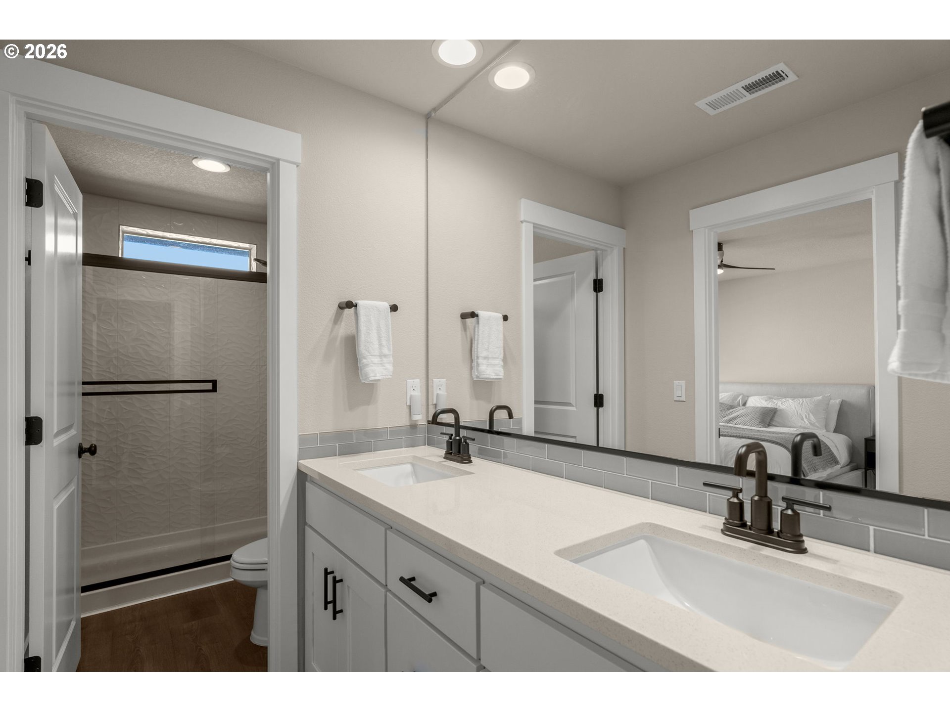 16545 Se Sunshower Pl Property Photo 13