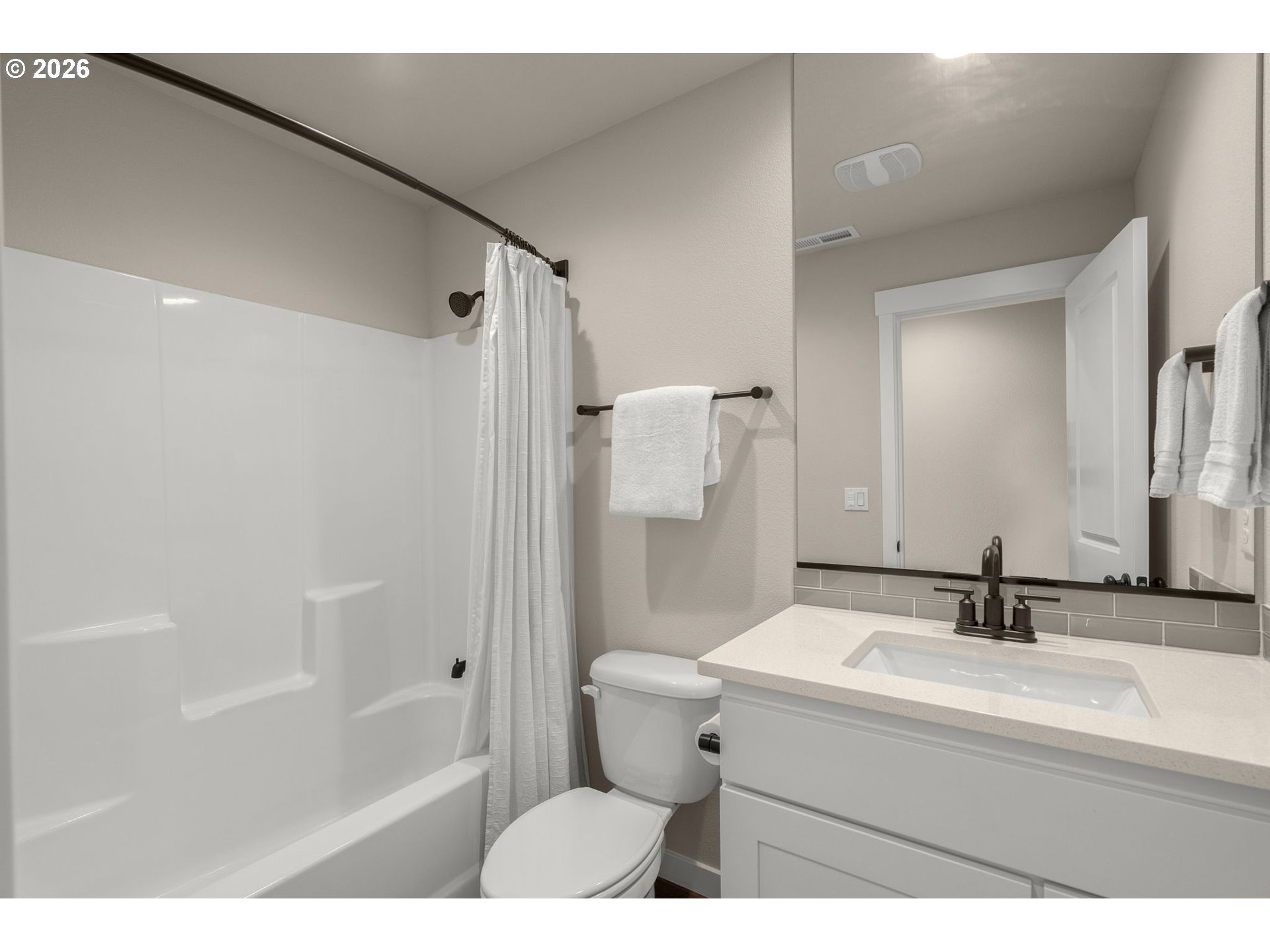 16545 Se Sunshower Pl Property Photo 19