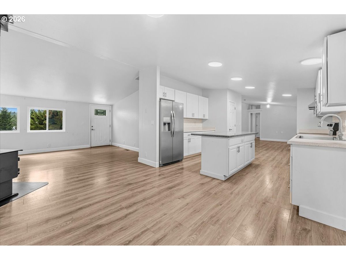 162 C St Property Photo 8