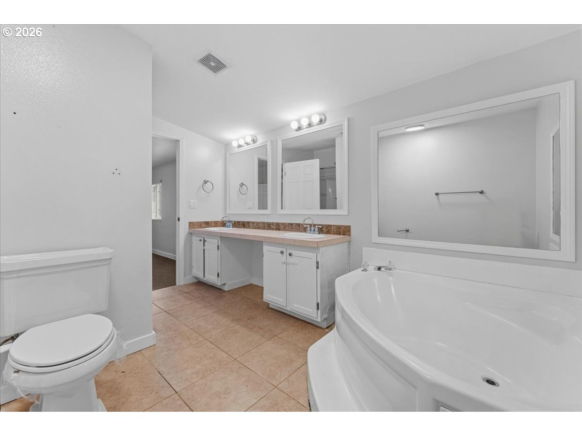 162 C St Property Photo 20