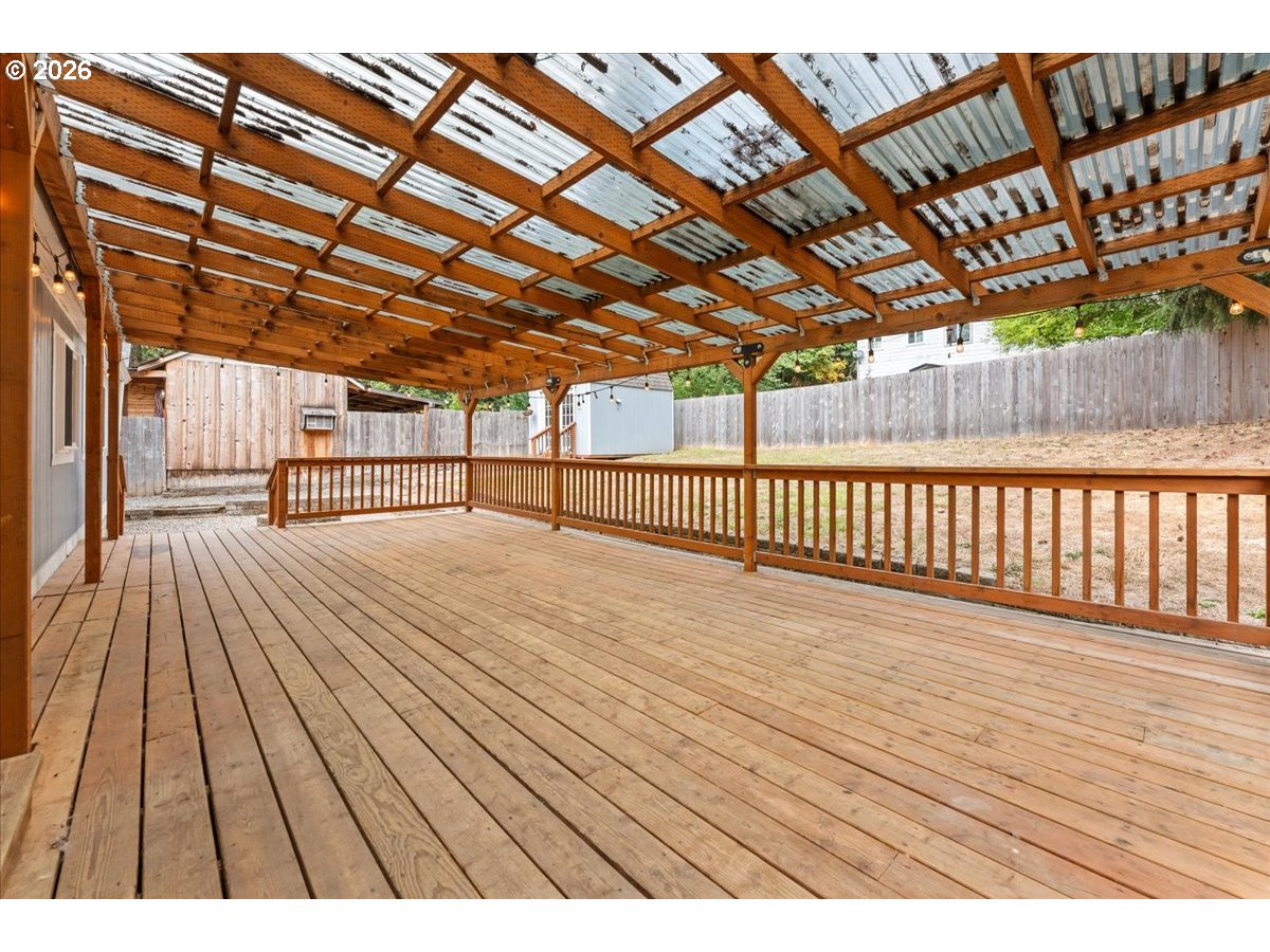 162 C St Property Photo 29