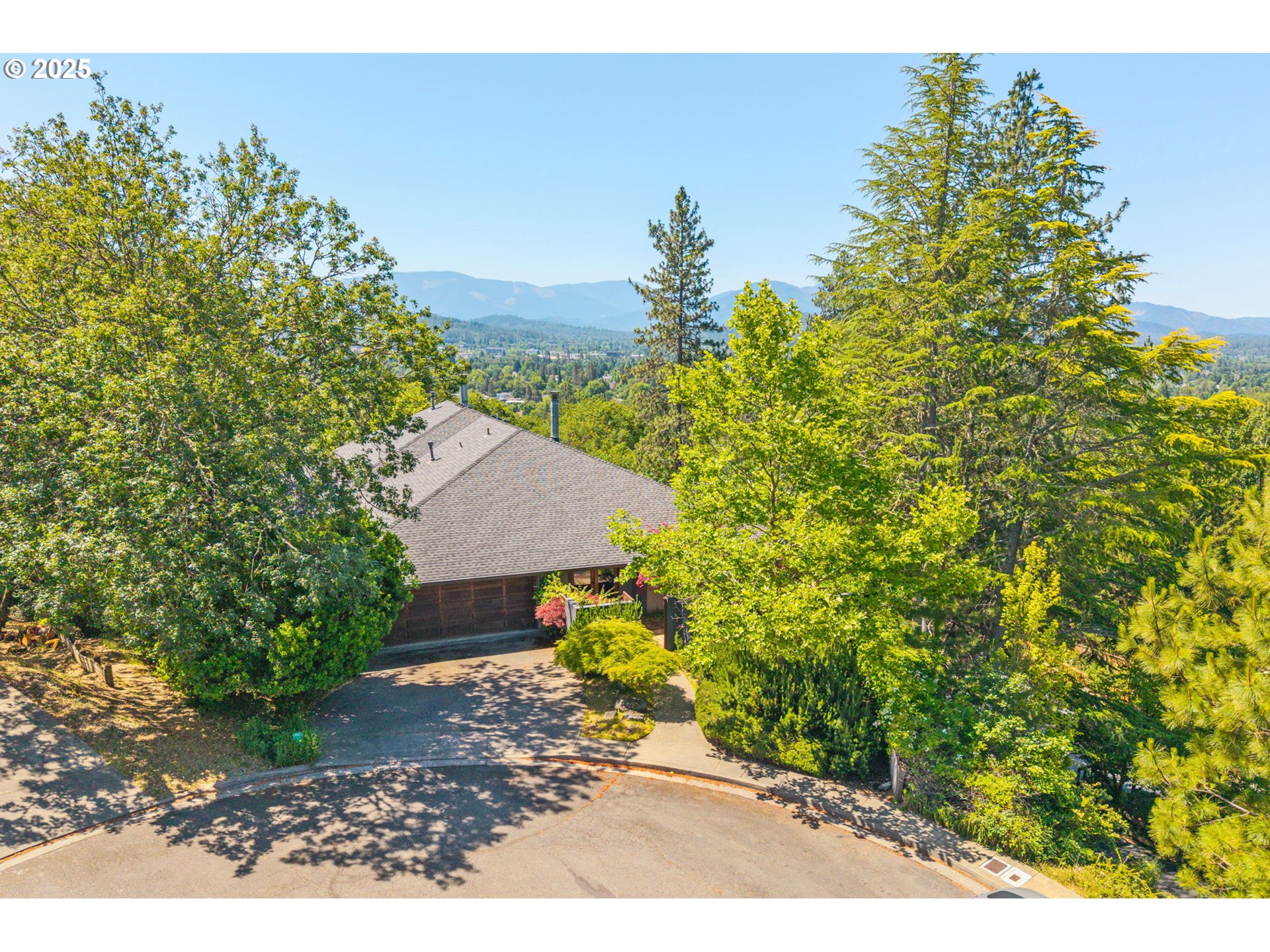 1630 Nw Olmar Dr Property Photo 27