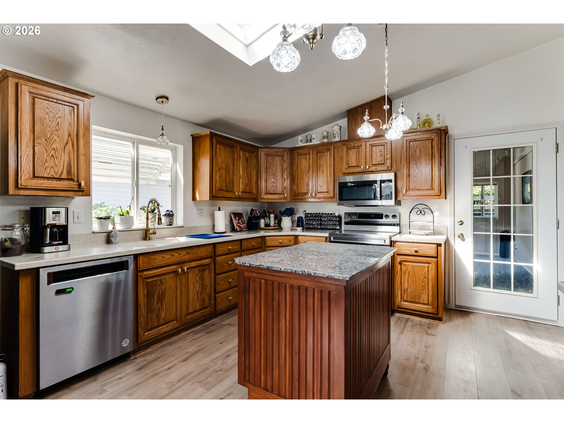 5301 Glenn Ellen Dr Property Photo 11