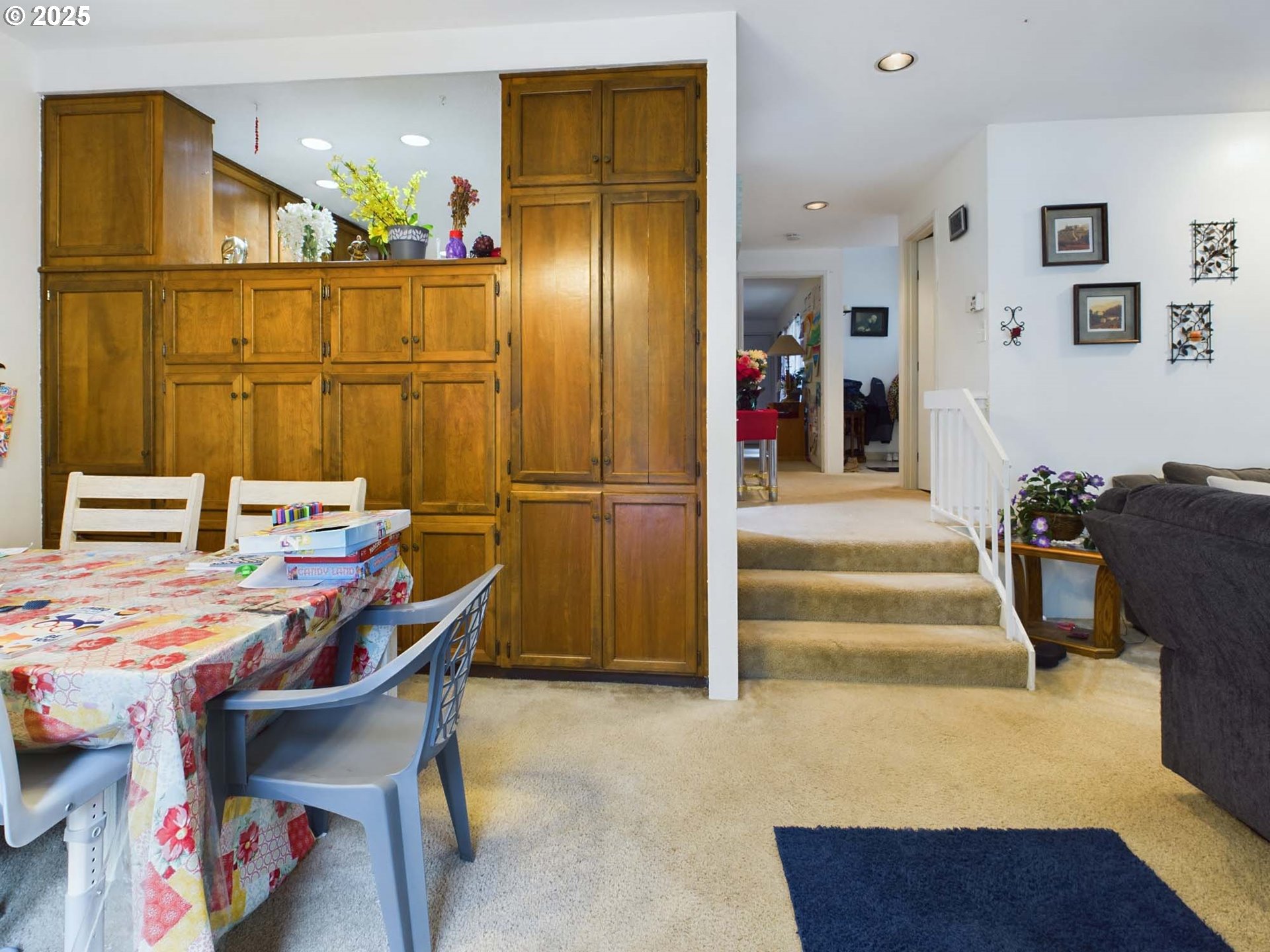 1879 Lexington Cir Se Property Photo 8