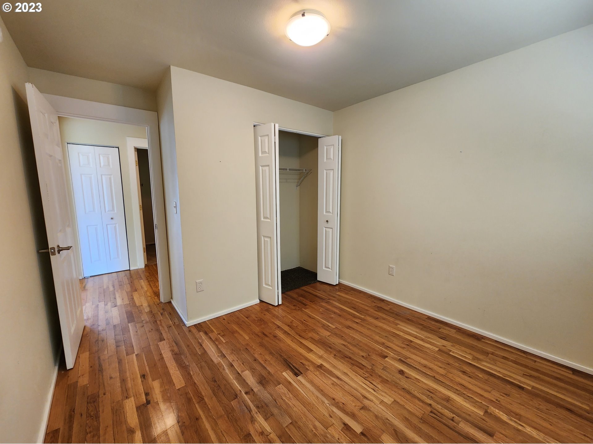 654 Madrona Ave Property Photo 18