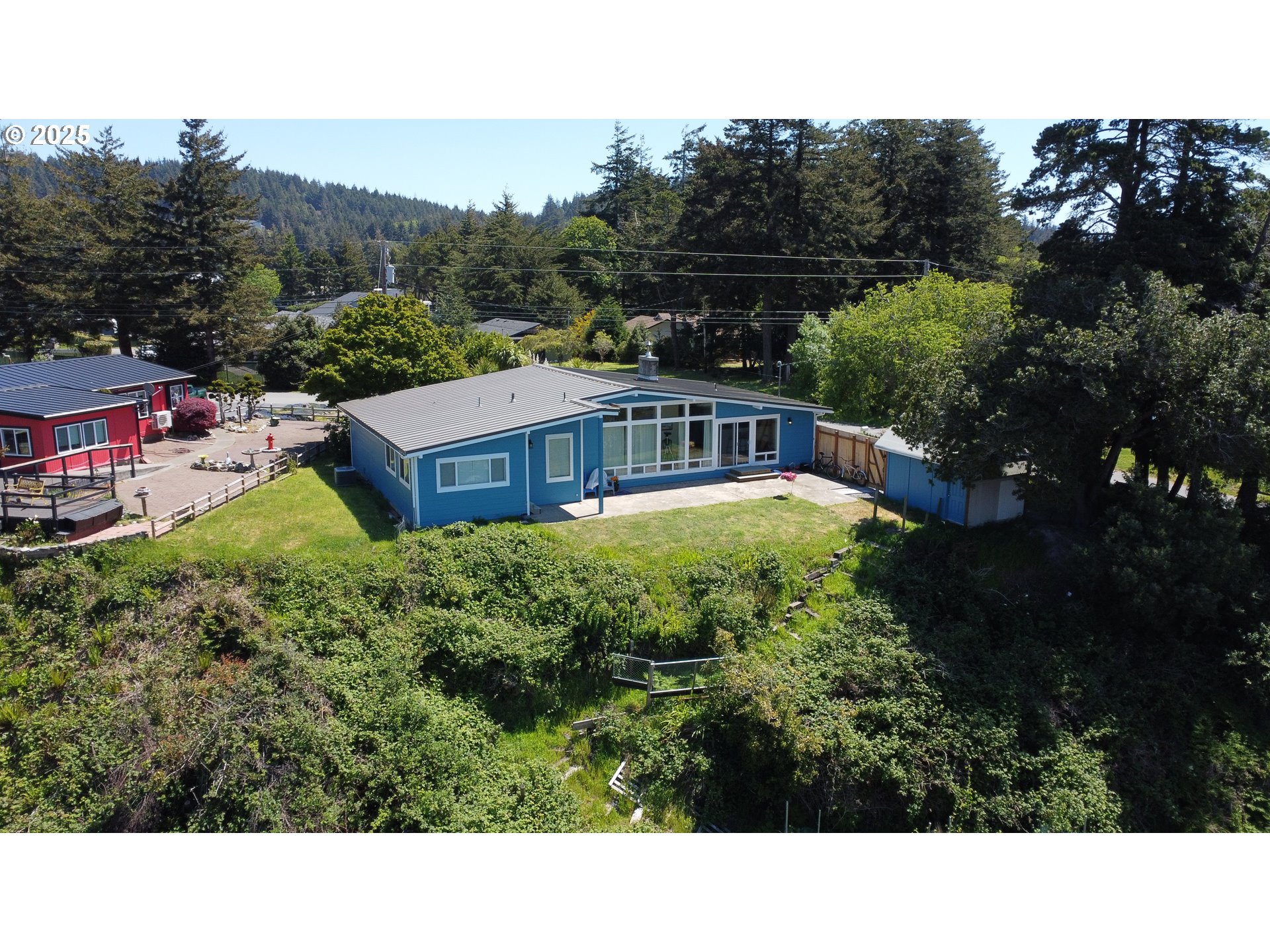 654 Madrona Ave Property Photo 44