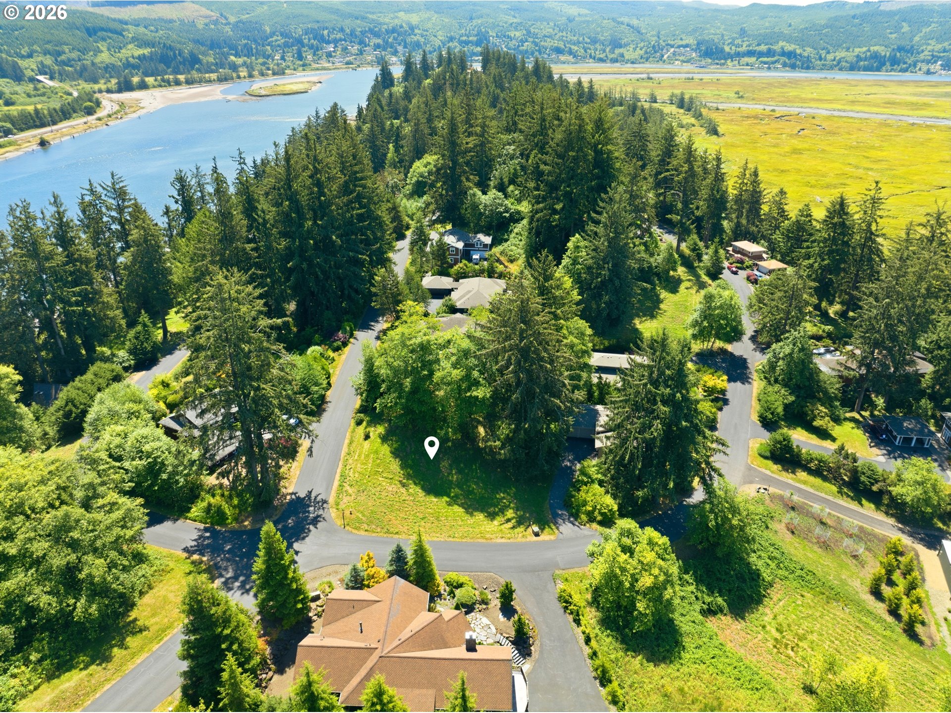Nehalem Point Dr Property Photo 3