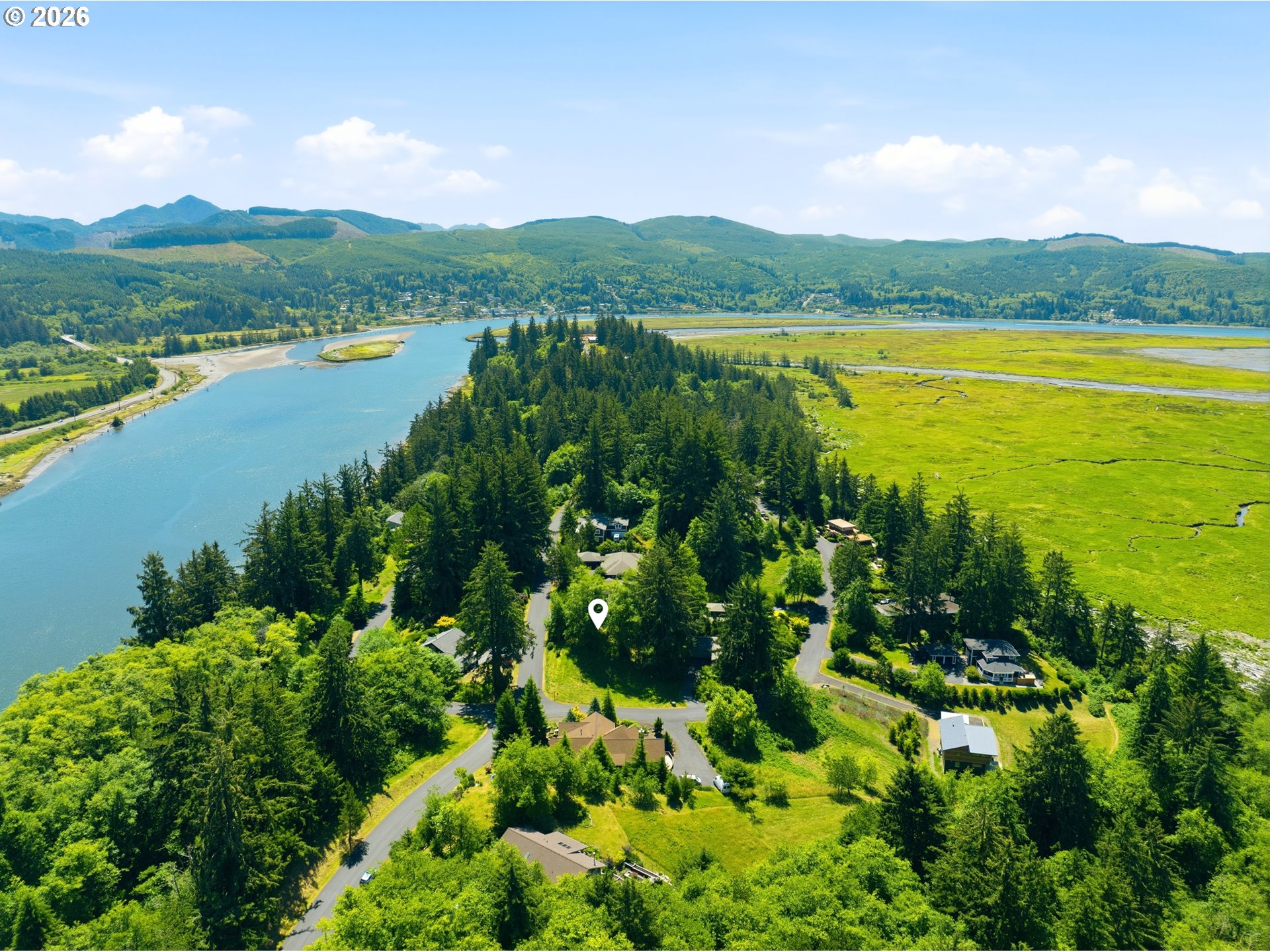 Nehalem Point Dr Property Photo 10