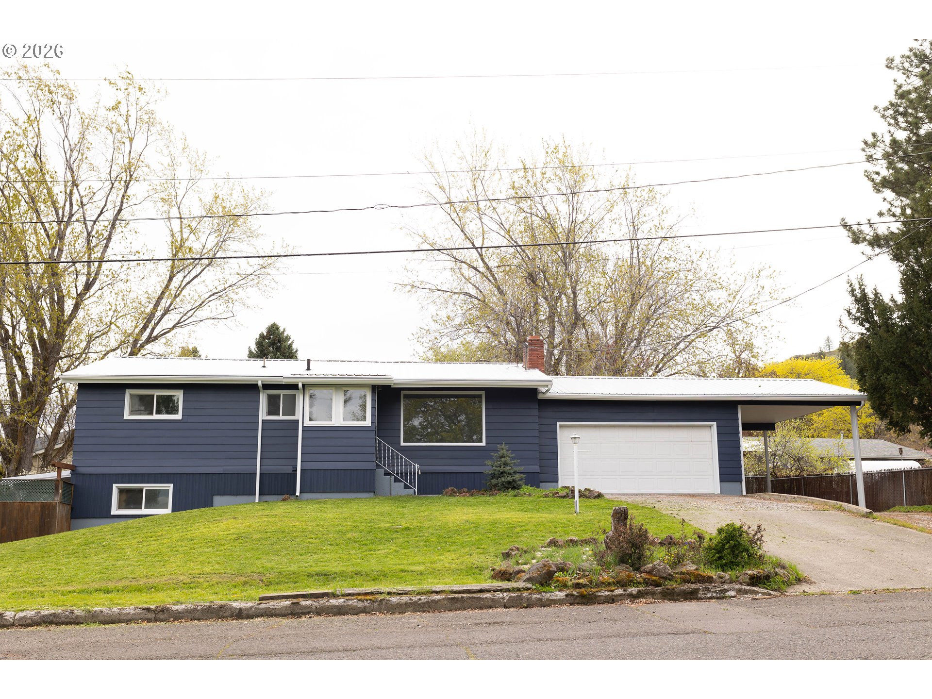 410 F Ave Property Photo 1