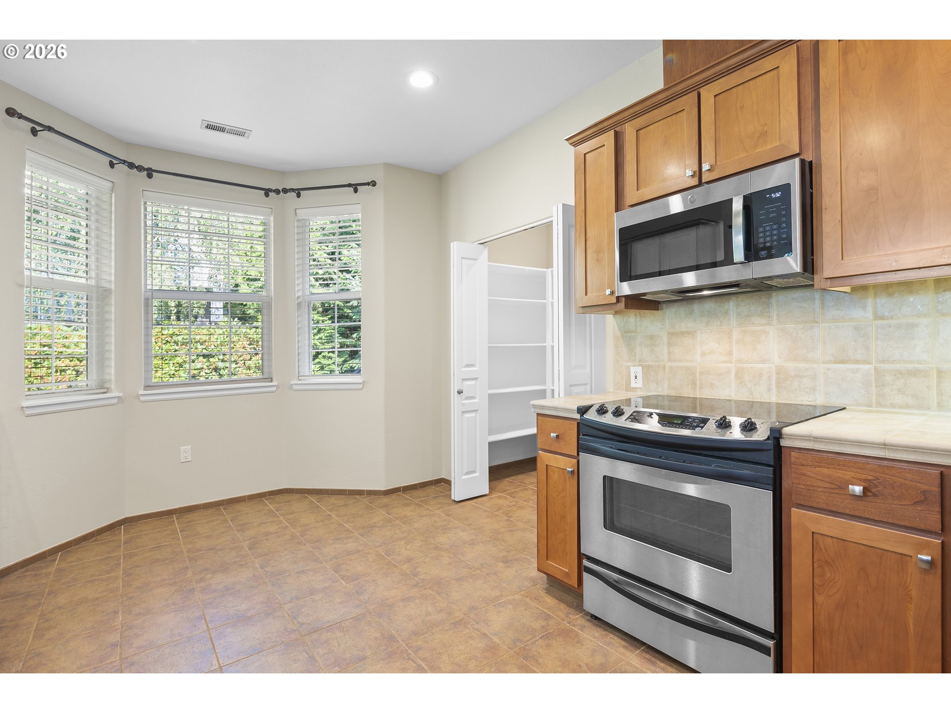 4890 Summerlinn Way Property Photo 12