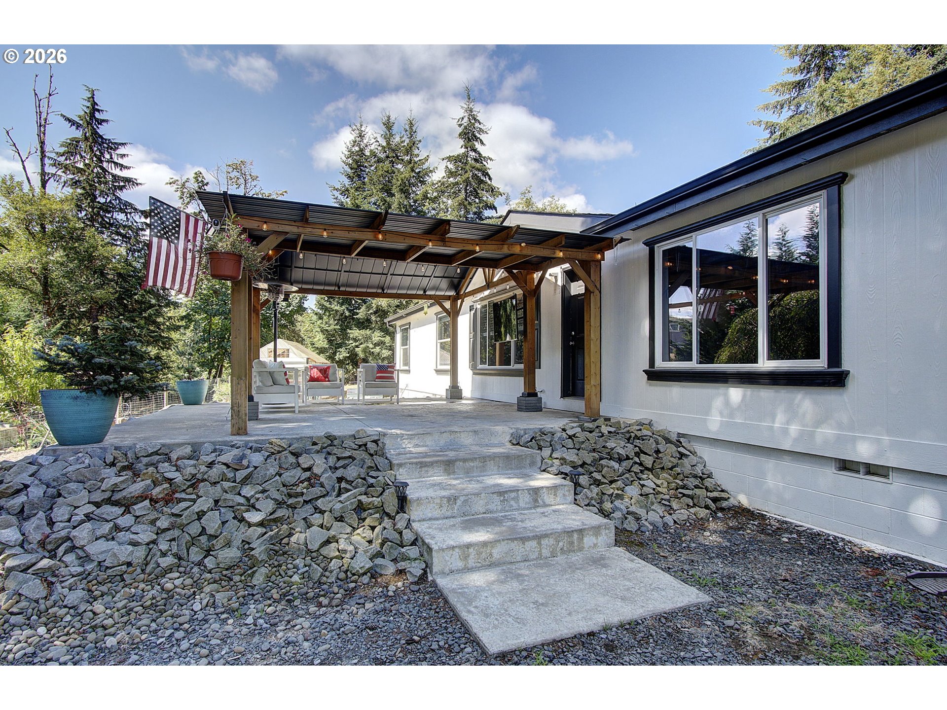 18112 Ne Manning Cir Property Photo 1