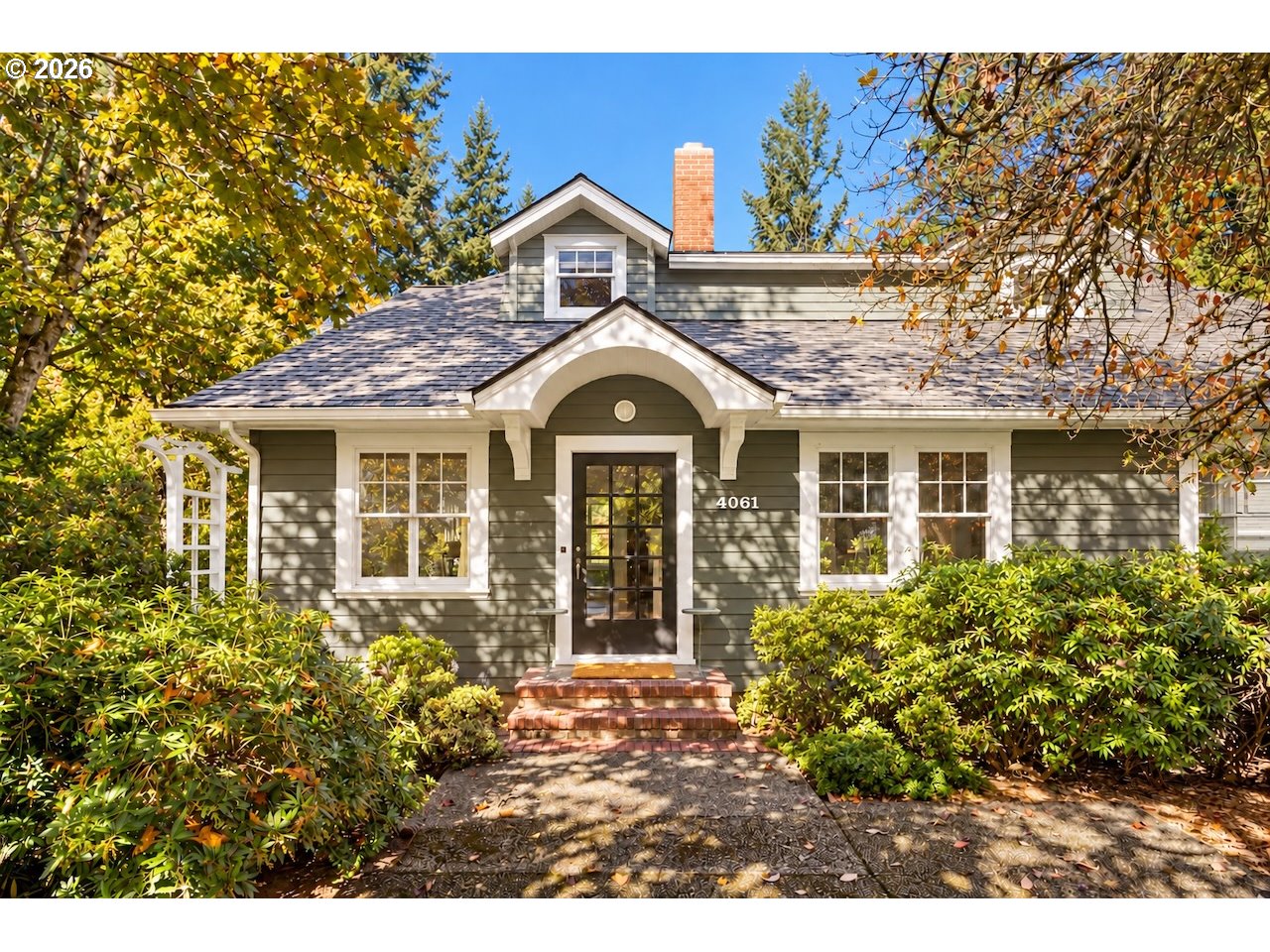 4061 Sw Flower St Property Photo 1
