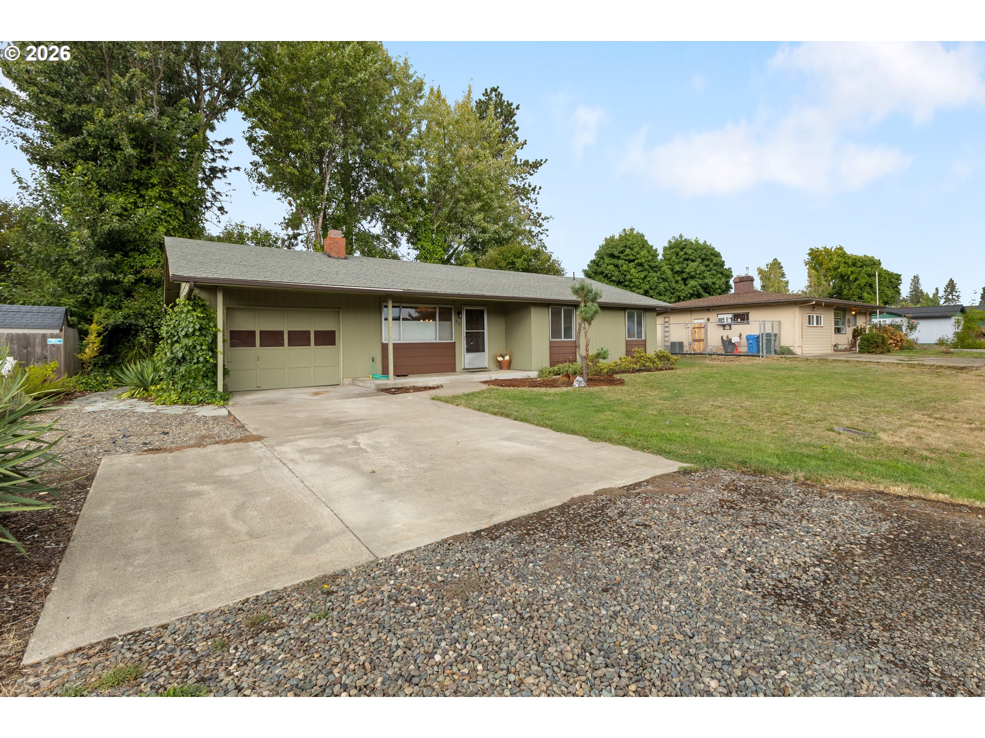 273 Eddy St Property Photo 7
