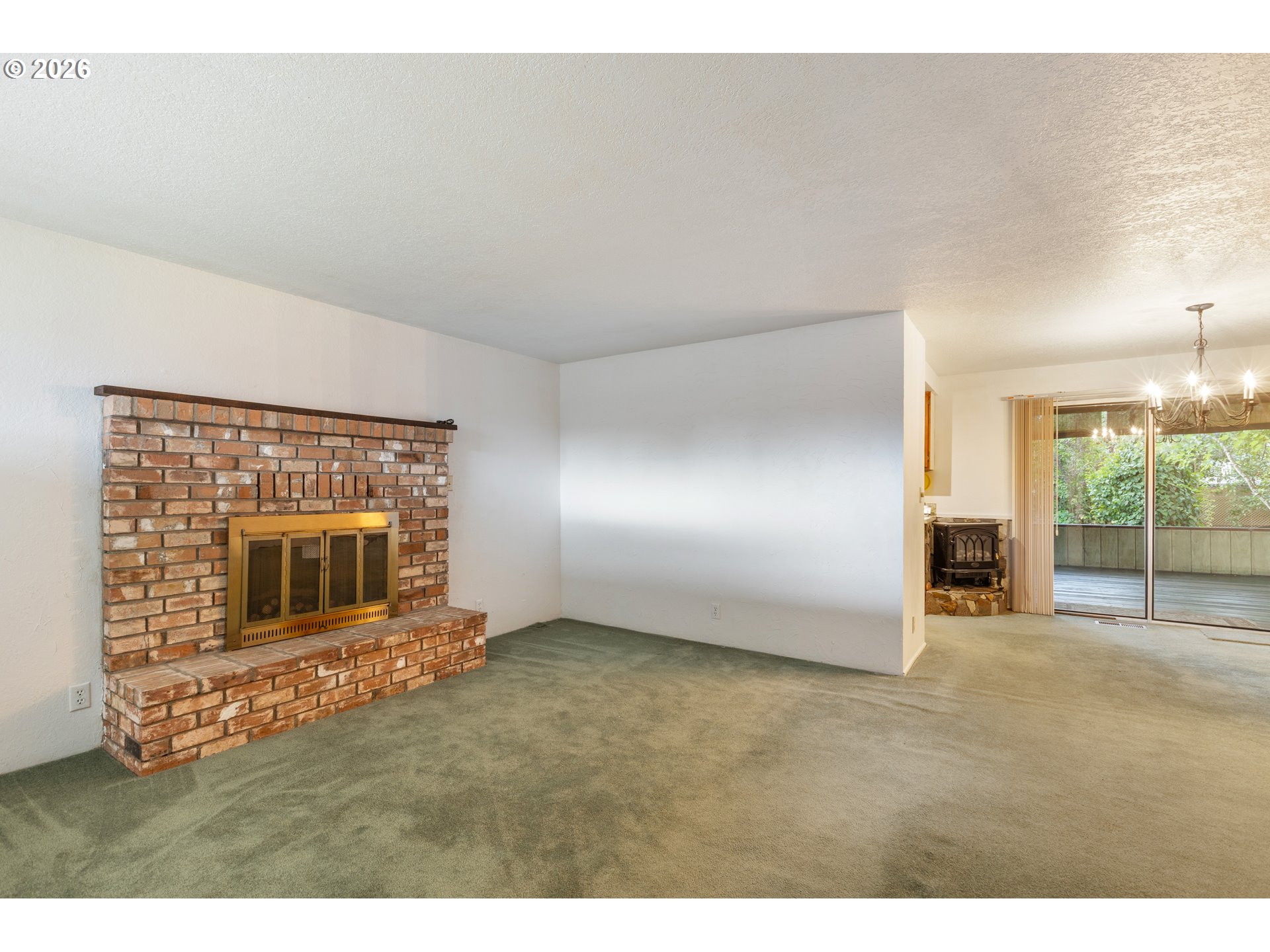 273 Eddy St Property Photo 12