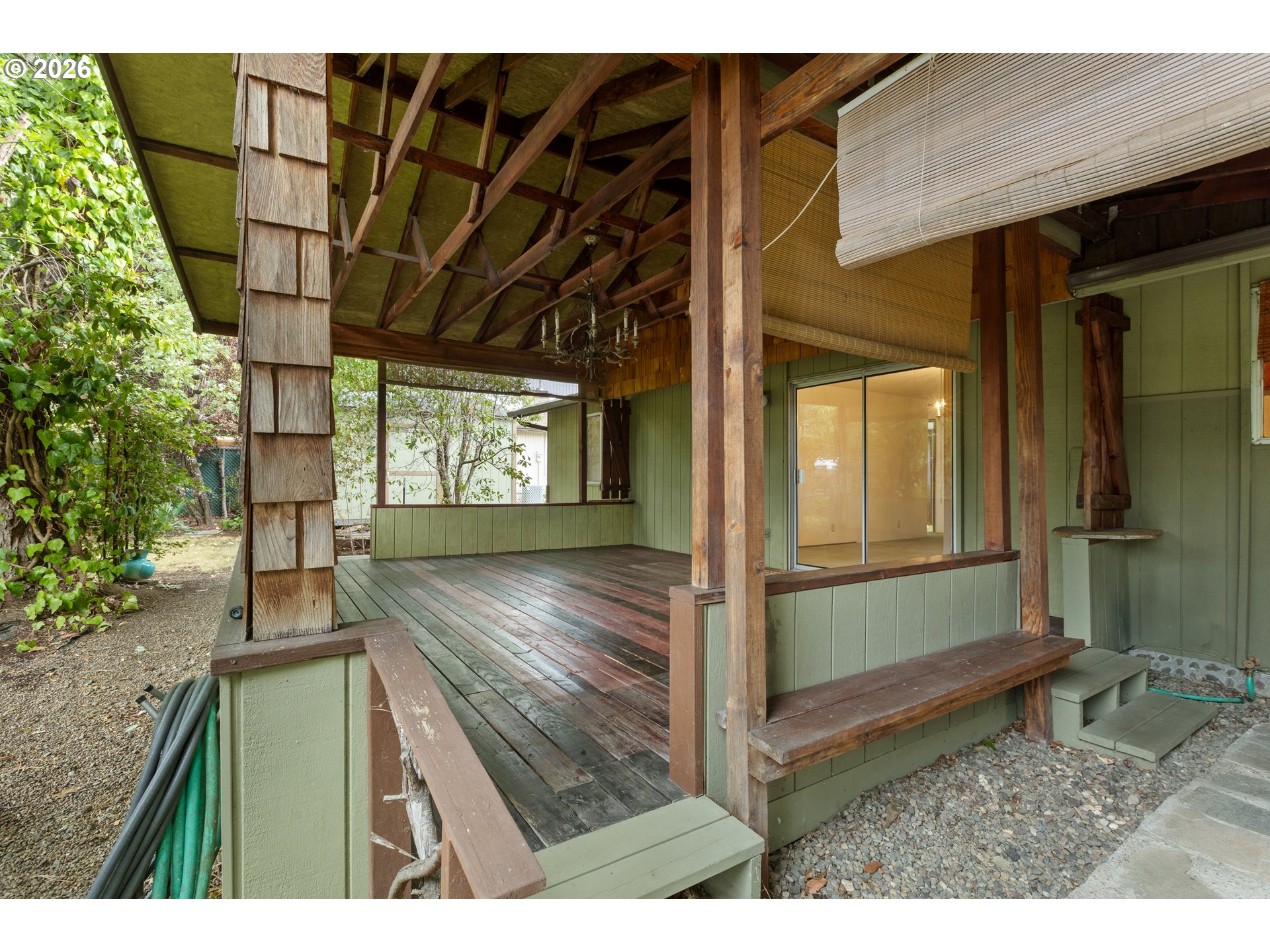 273 Eddy St Property Photo 38