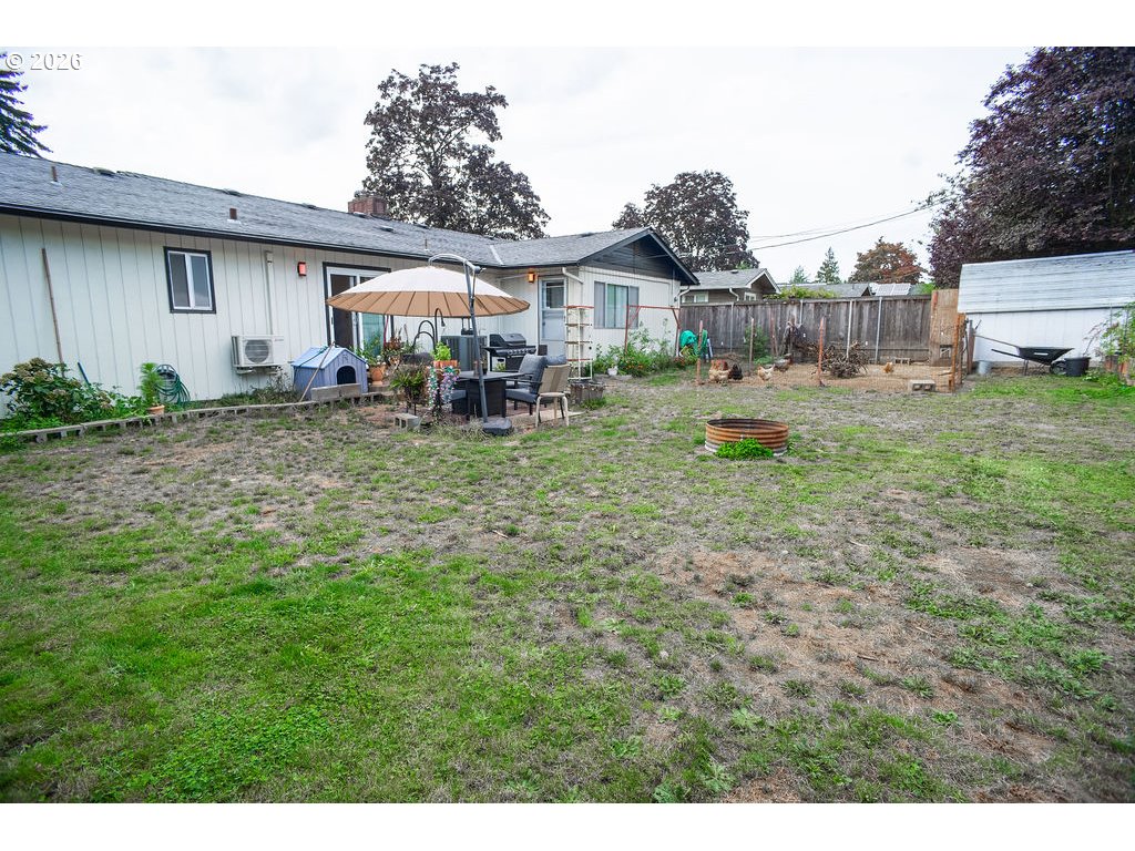 711 Se 101st Ave Property Photo 28