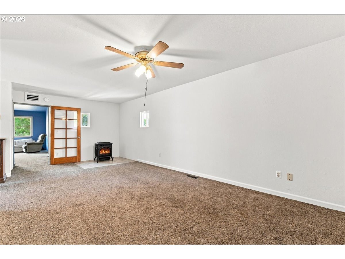 72 Brunning Rd Property Photo 6