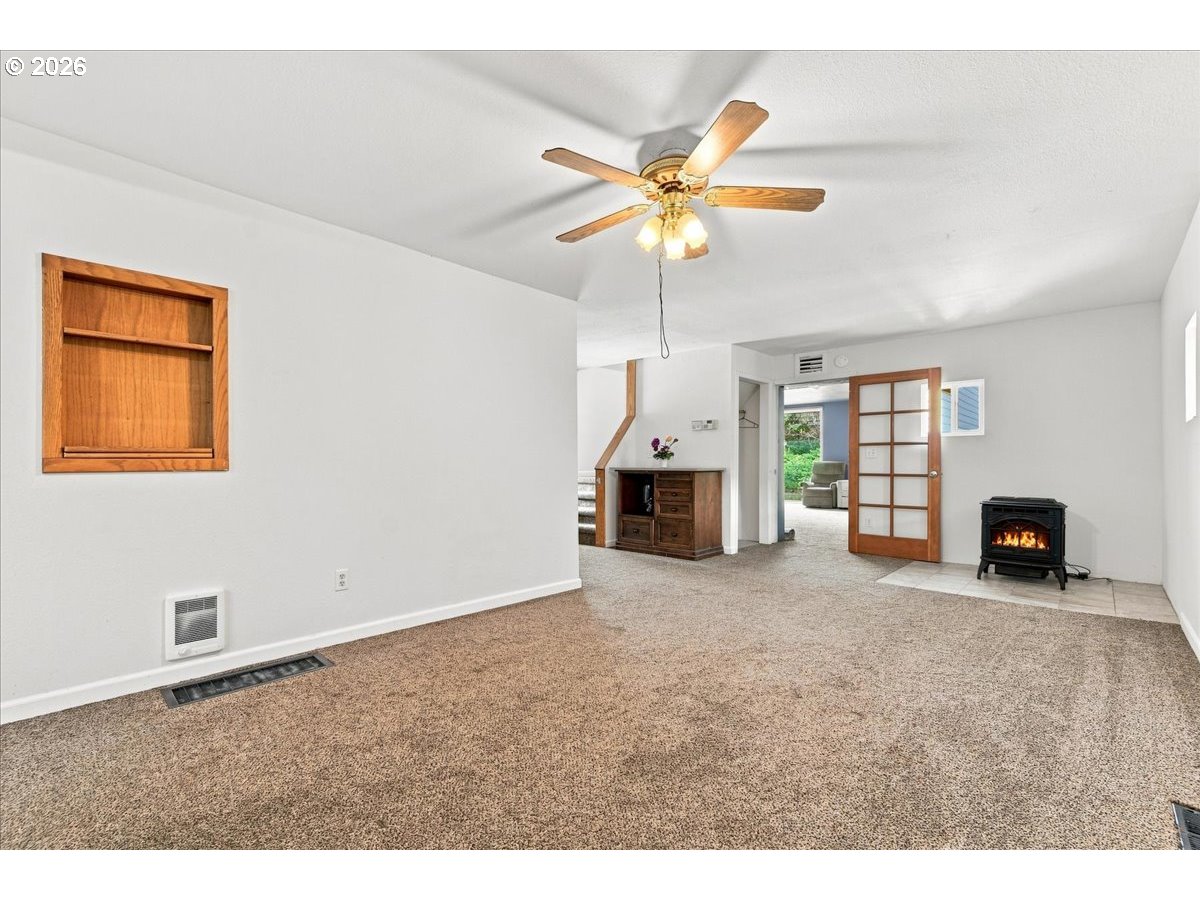 72 Brunning Rd Property Photo 7