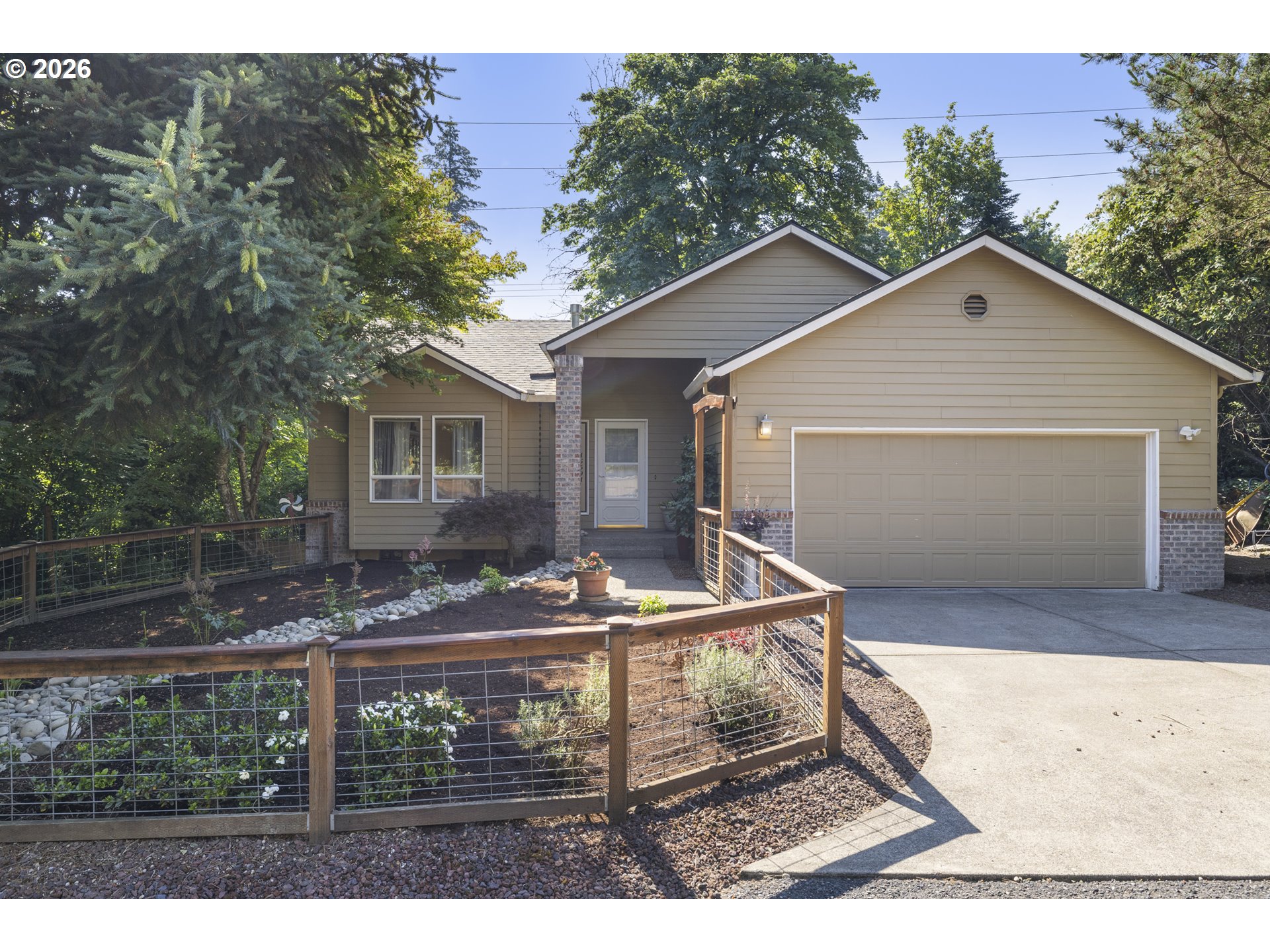 16591 Se Catlyn Woods Dr Property Photo 1