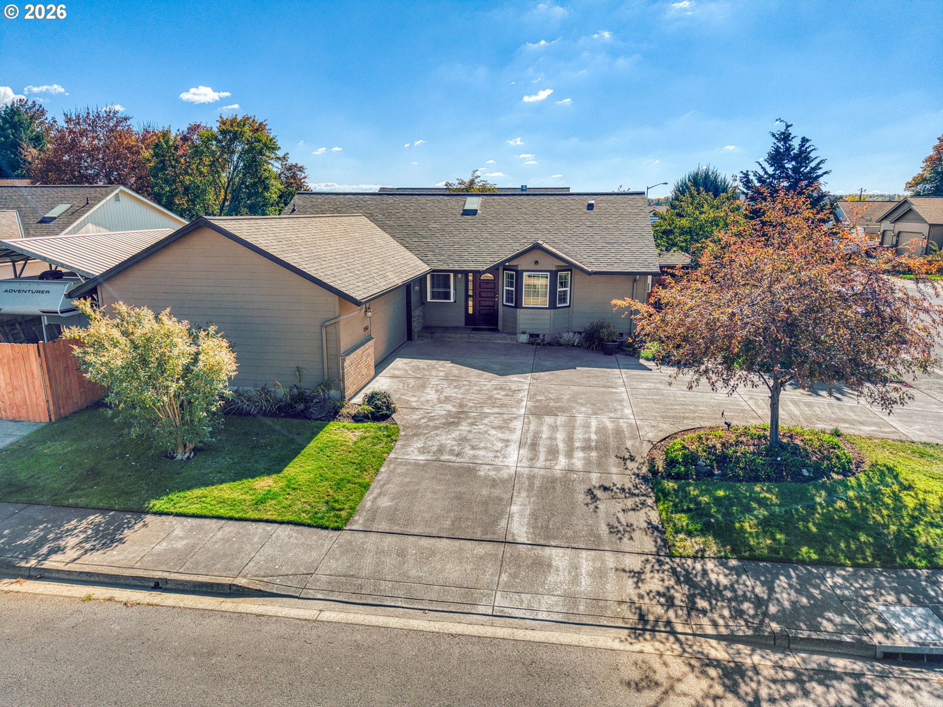 1061 Applegate Pl Property Photo 1