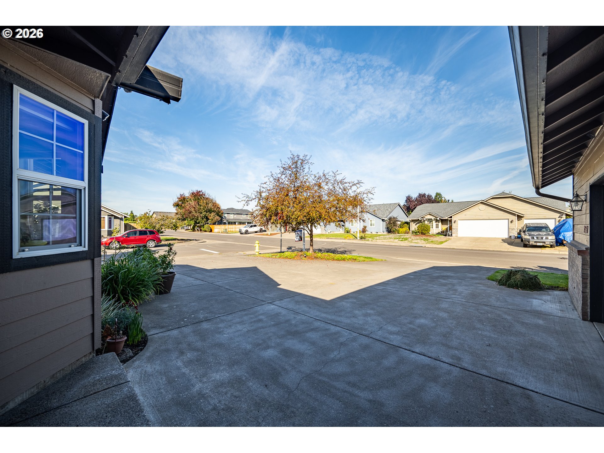 1061 Applegate Pl Property Photo 3