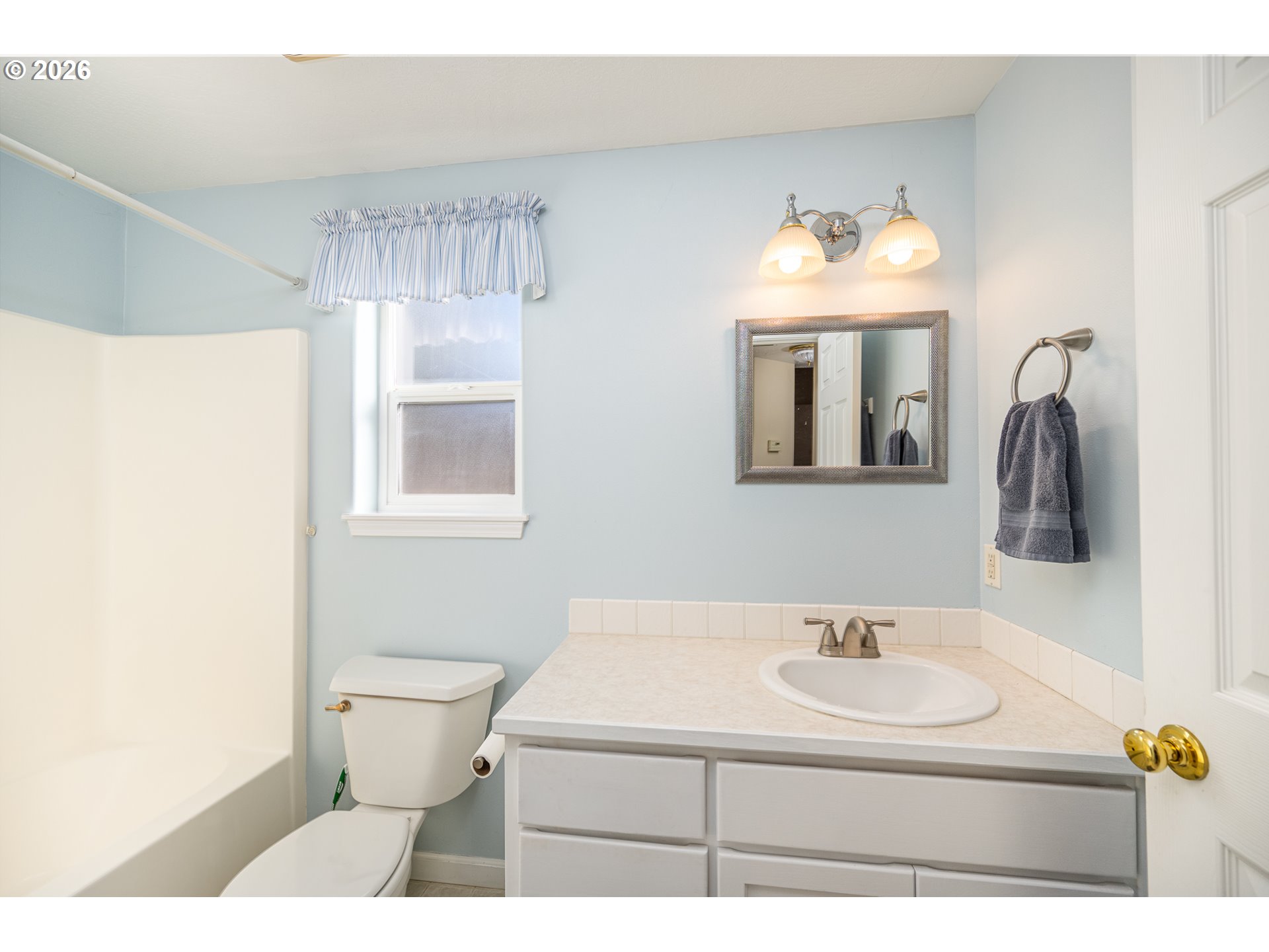 1061 Applegate Pl Property Photo 22