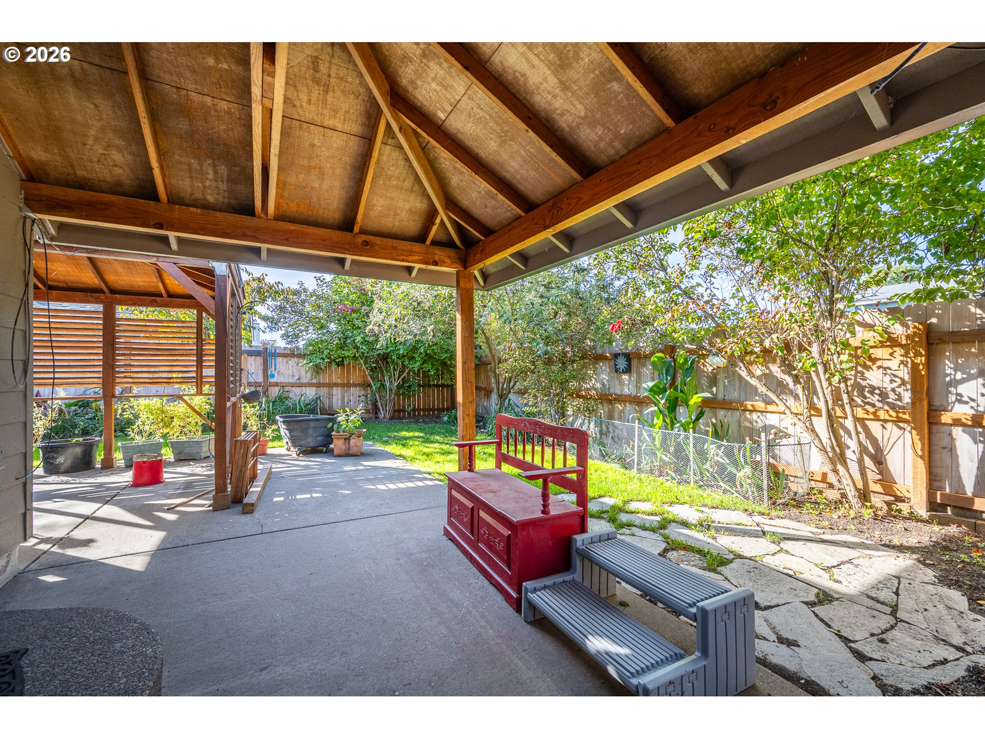 1061 Applegate Pl Property Photo 28
