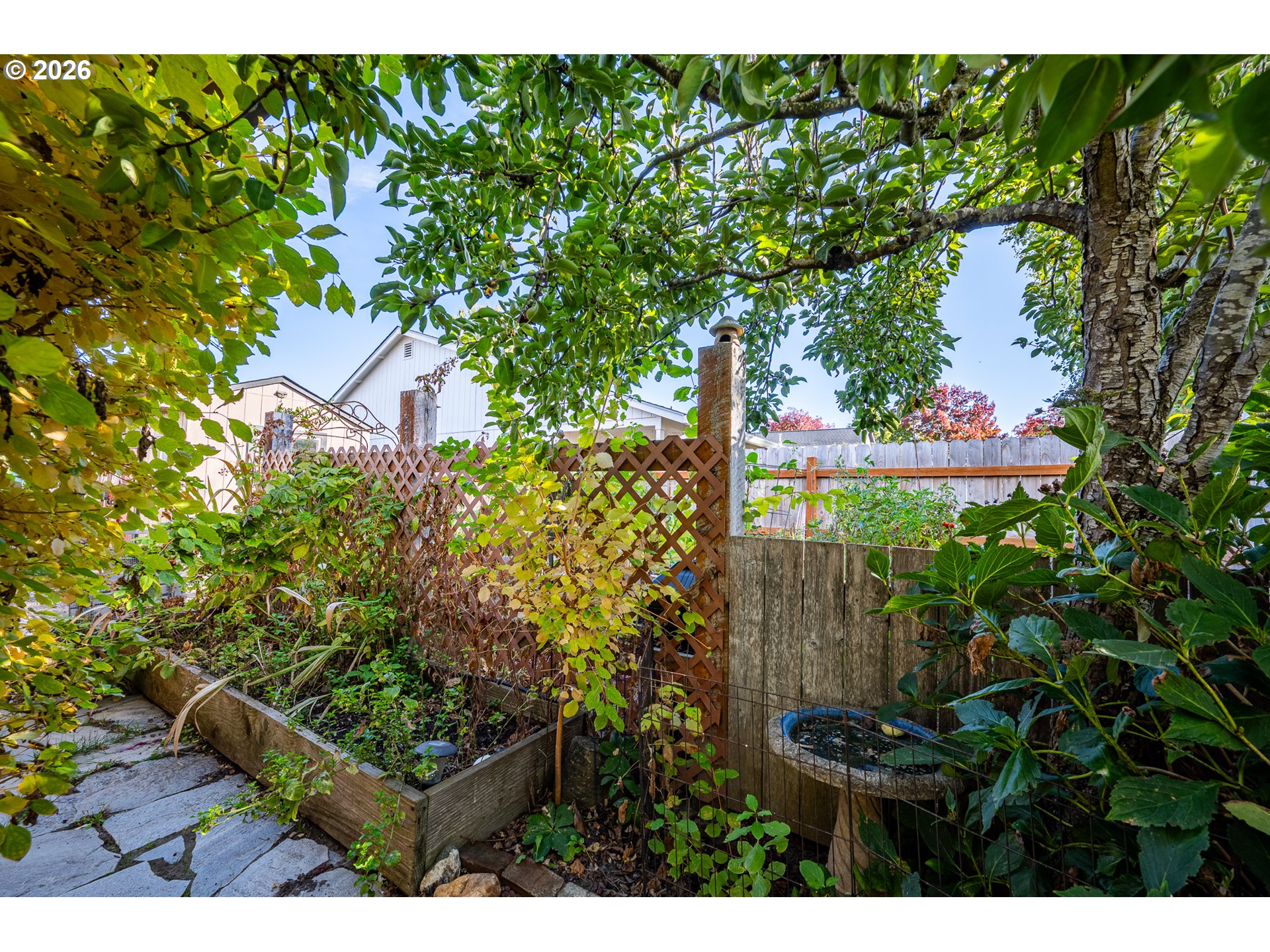 1061 Applegate Pl Property Photo 33