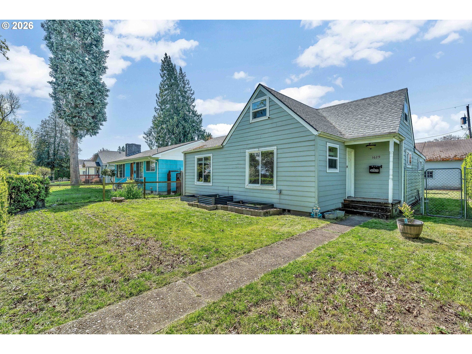 1629 7TH AVE Property Photo 1