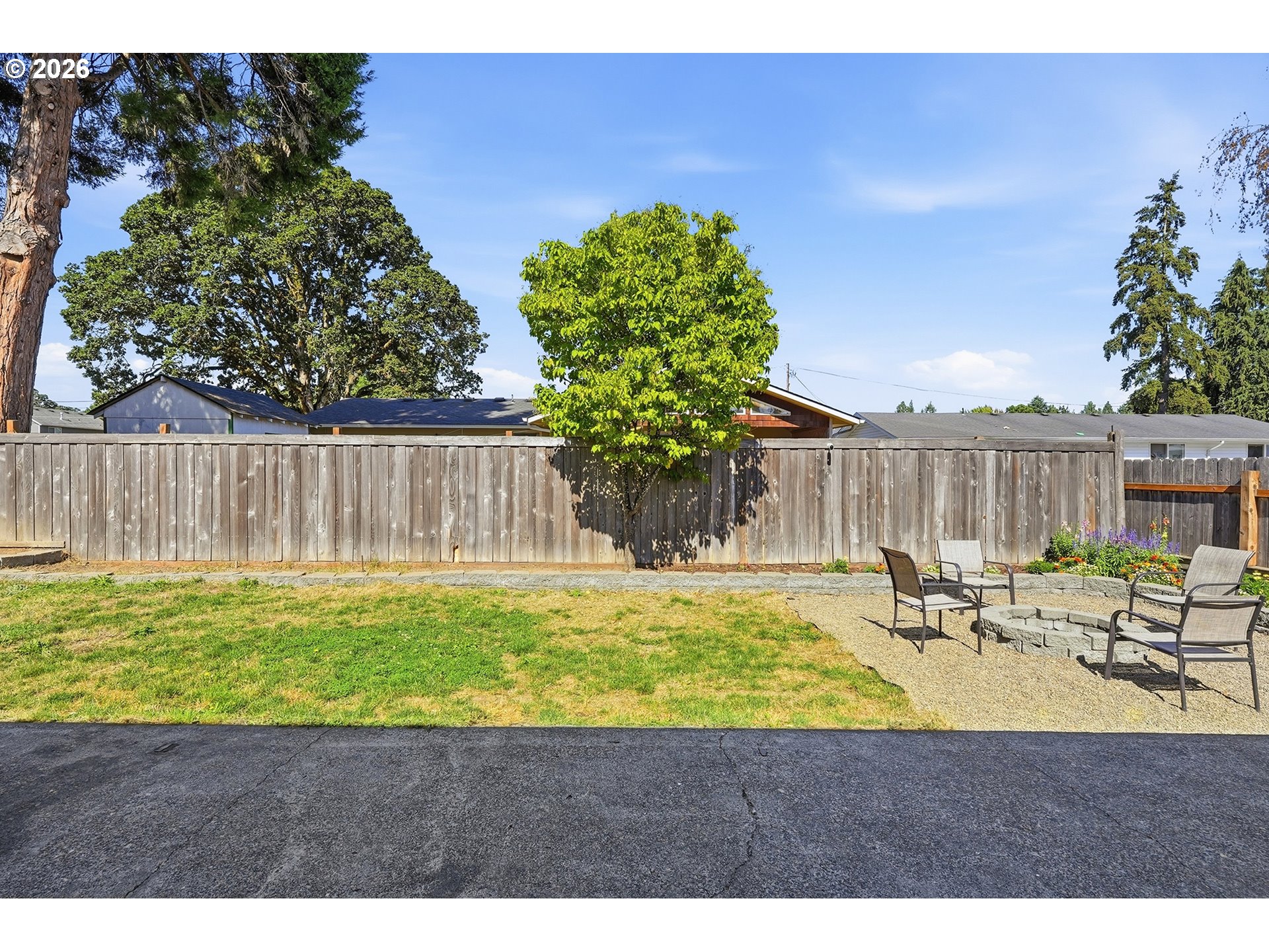 792 Se Cedar St Property Photo 27