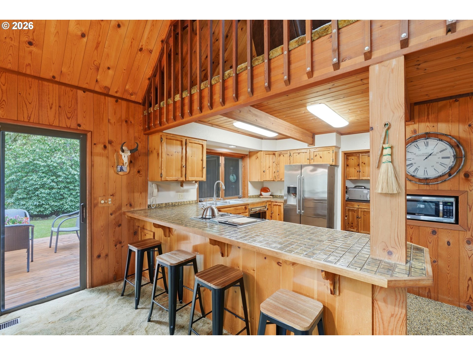 57206 E Marmot Rd Property Photo 9