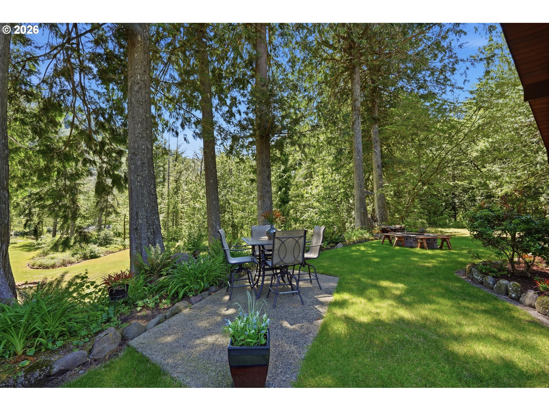 57206 E Marmot Rd Property Photo 25
