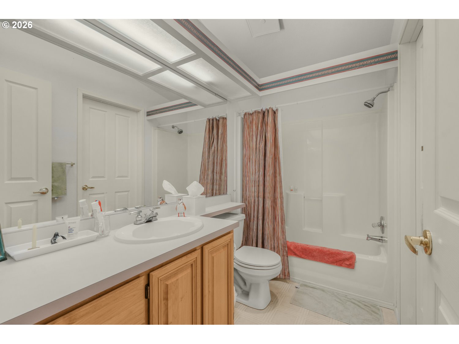 1655 S Elm St 500 Property Photo 24