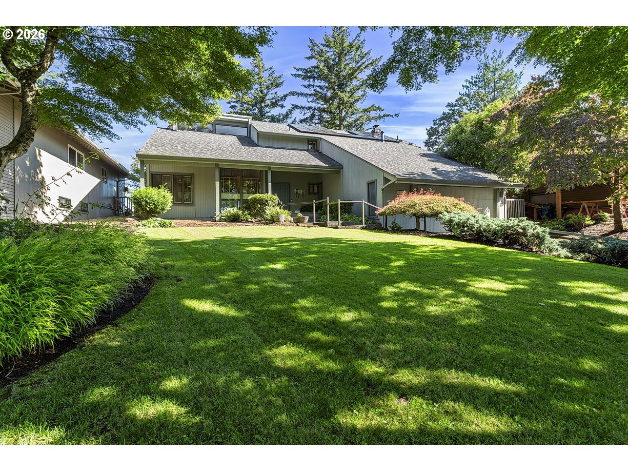 20307 Ne Interlachen Ln Property Photo 1