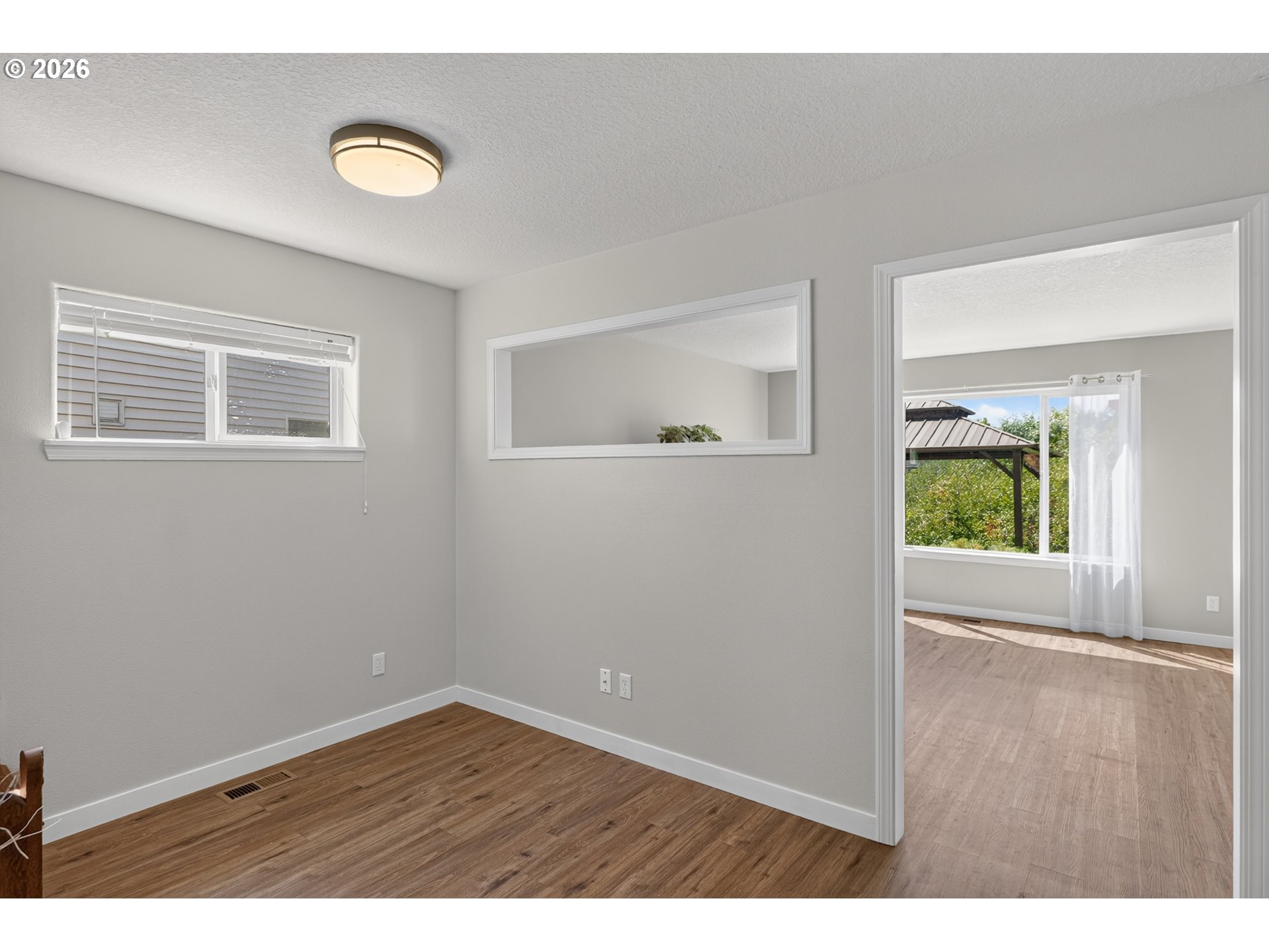 16576 Nw Oak Creek Dr Property Photo 4