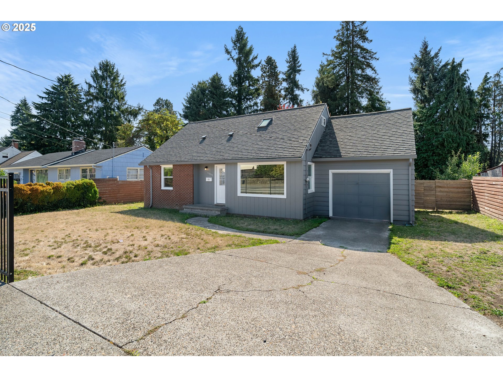 11330 Ne Glisan St Property Photo 2