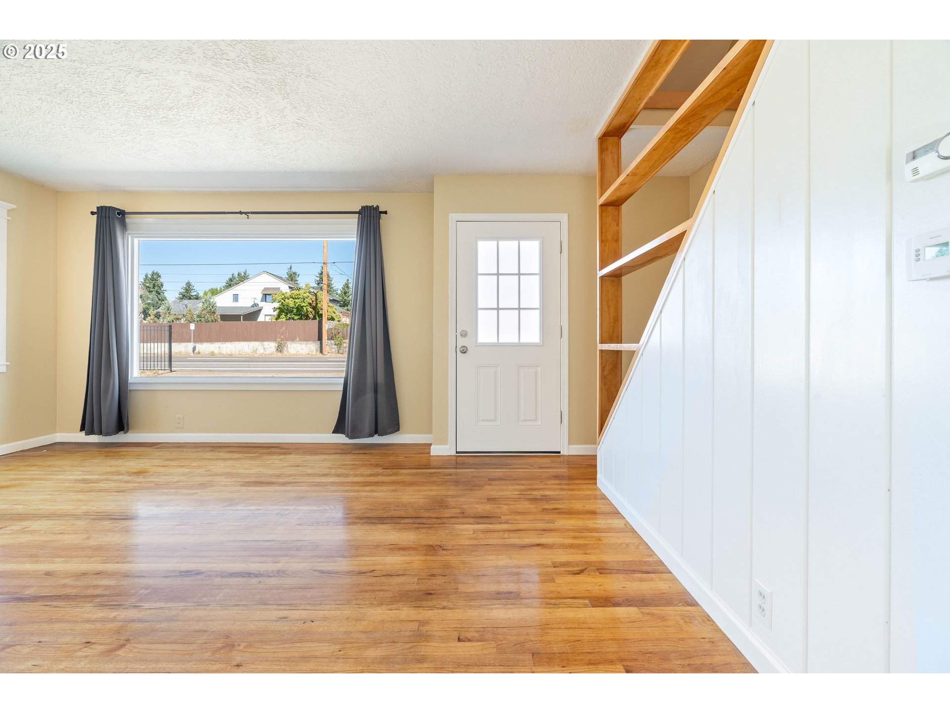 11330 Ne Glisan St Property Photo 5